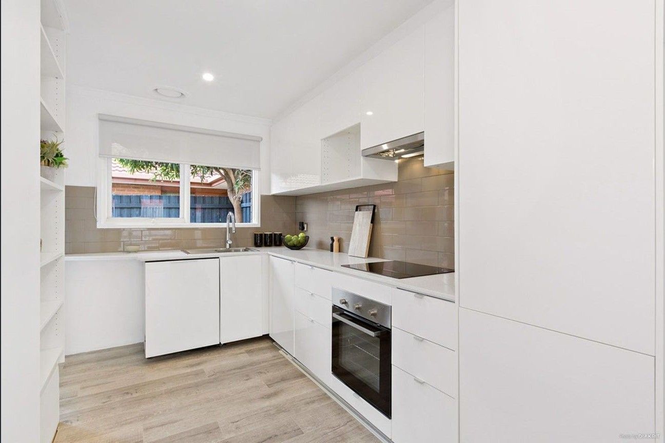 2/33 Clovelly Avenue — photo 3 of 6