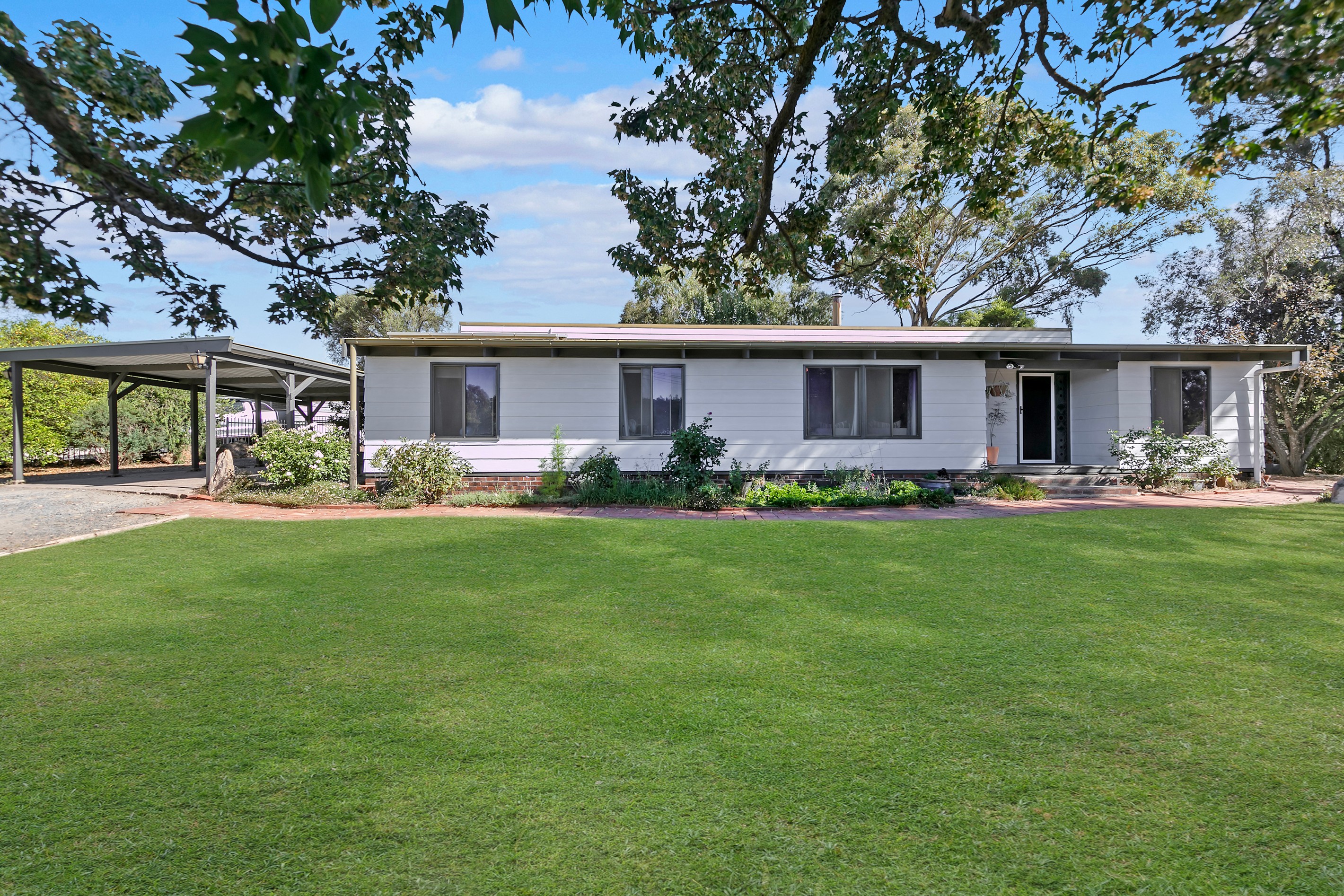 44 Blyth Road, Clare, SA 5453