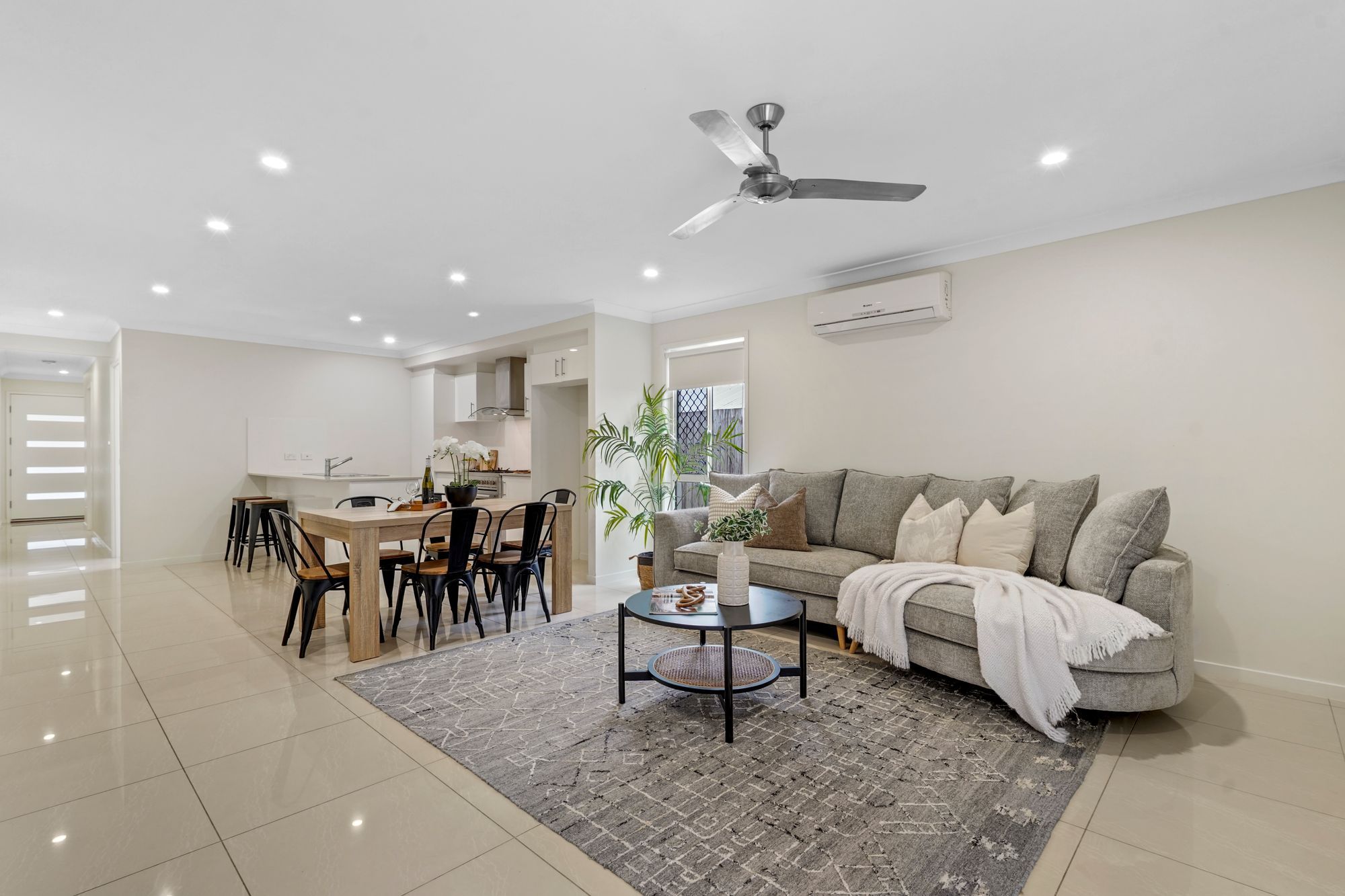10 Haven Drive, Holmview, QLD 4207