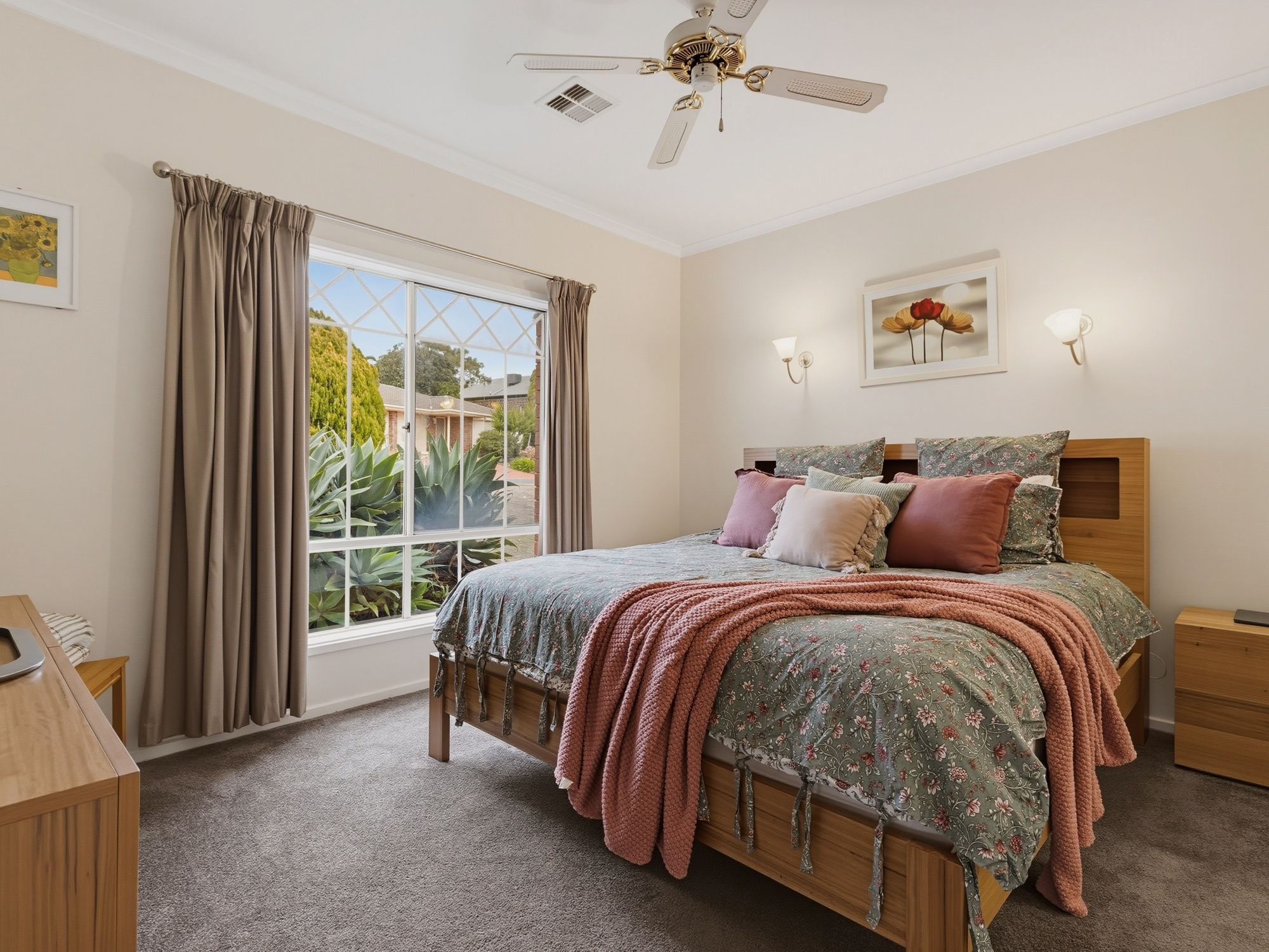 8 Gleneagles Road — photo 10 of 25
