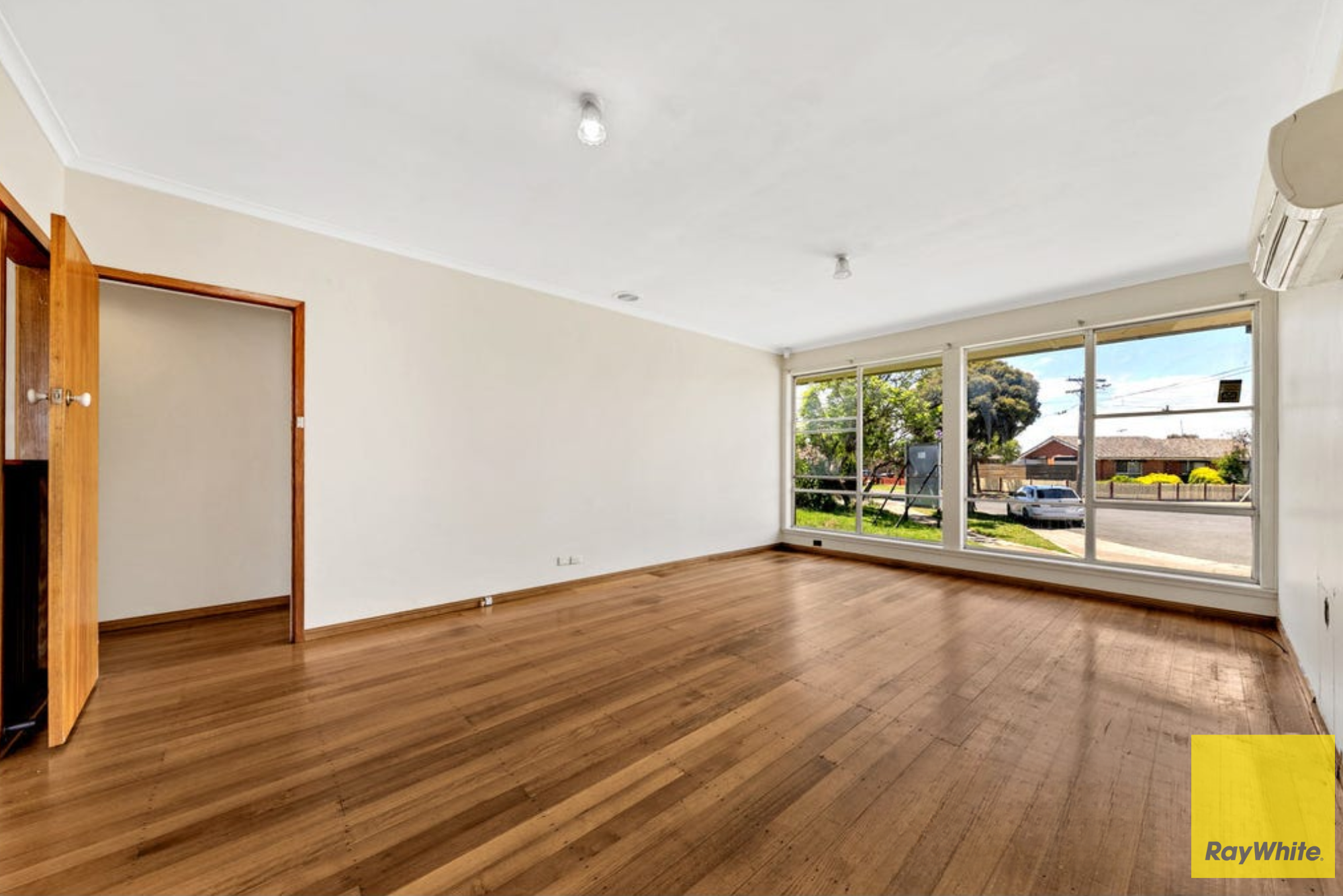 8 Thomson Avenue, Laverton, VIC 3028