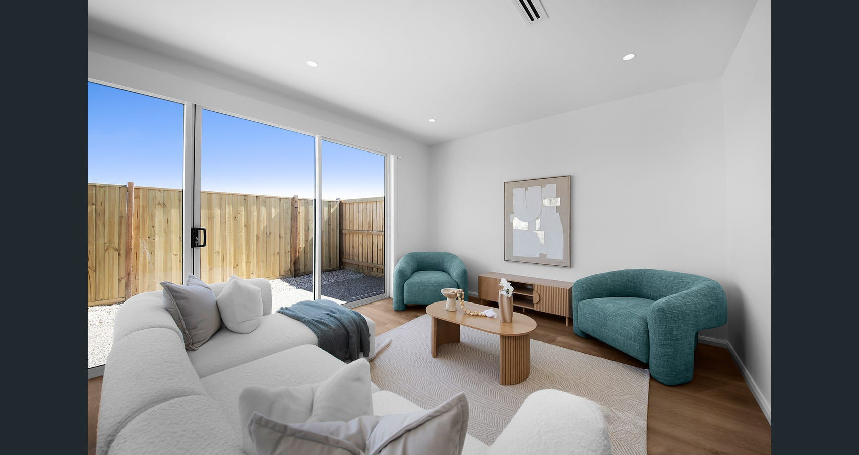 19 Rainbow Street — photo 6 of 6
