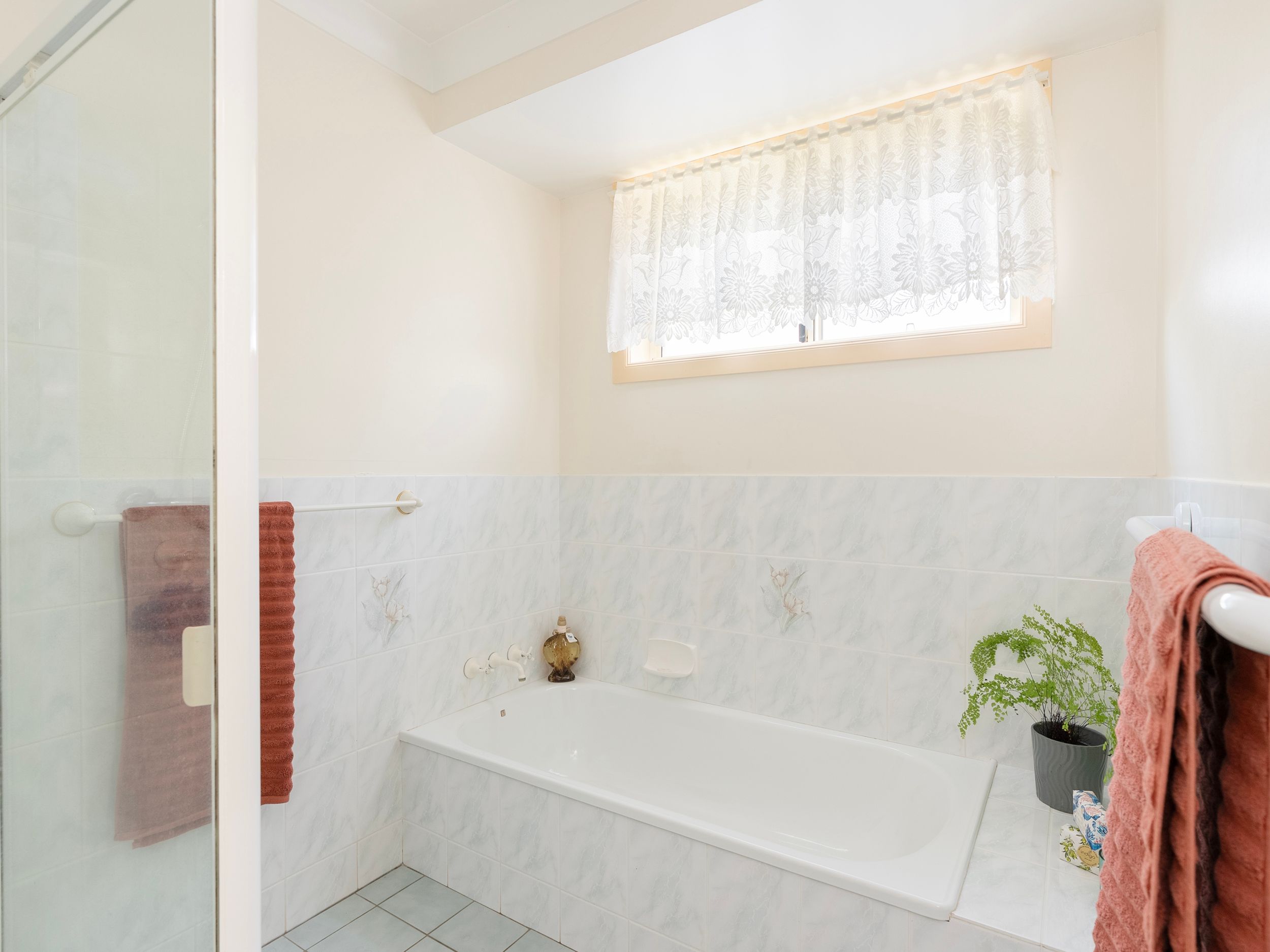 10A Oliver Avenue — photo 13 of 22