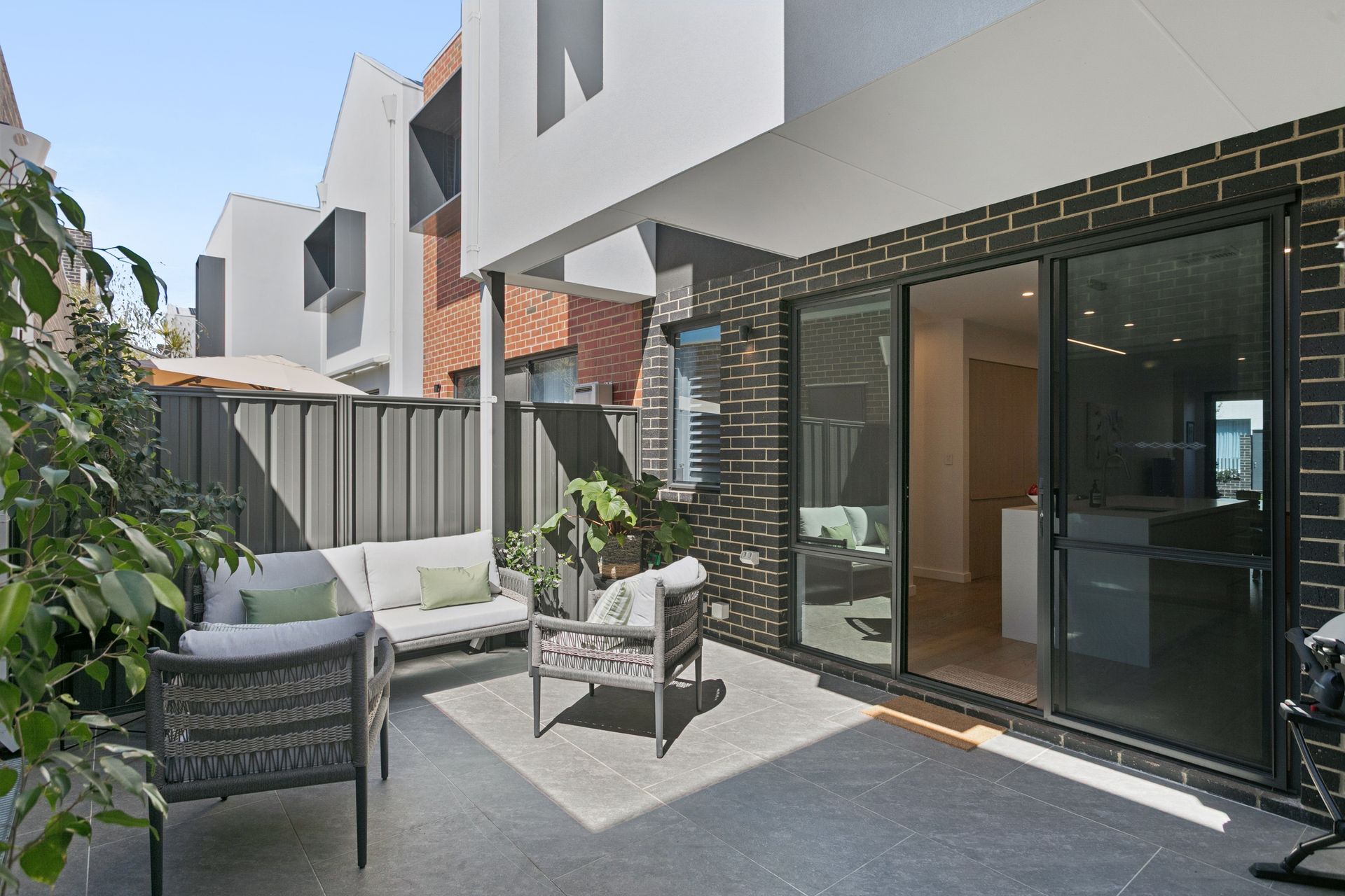 15 Mercator Terrace — photo 10 of 24