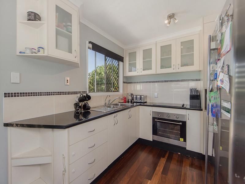 31 Cascade Street, Raceview, QLD 4305