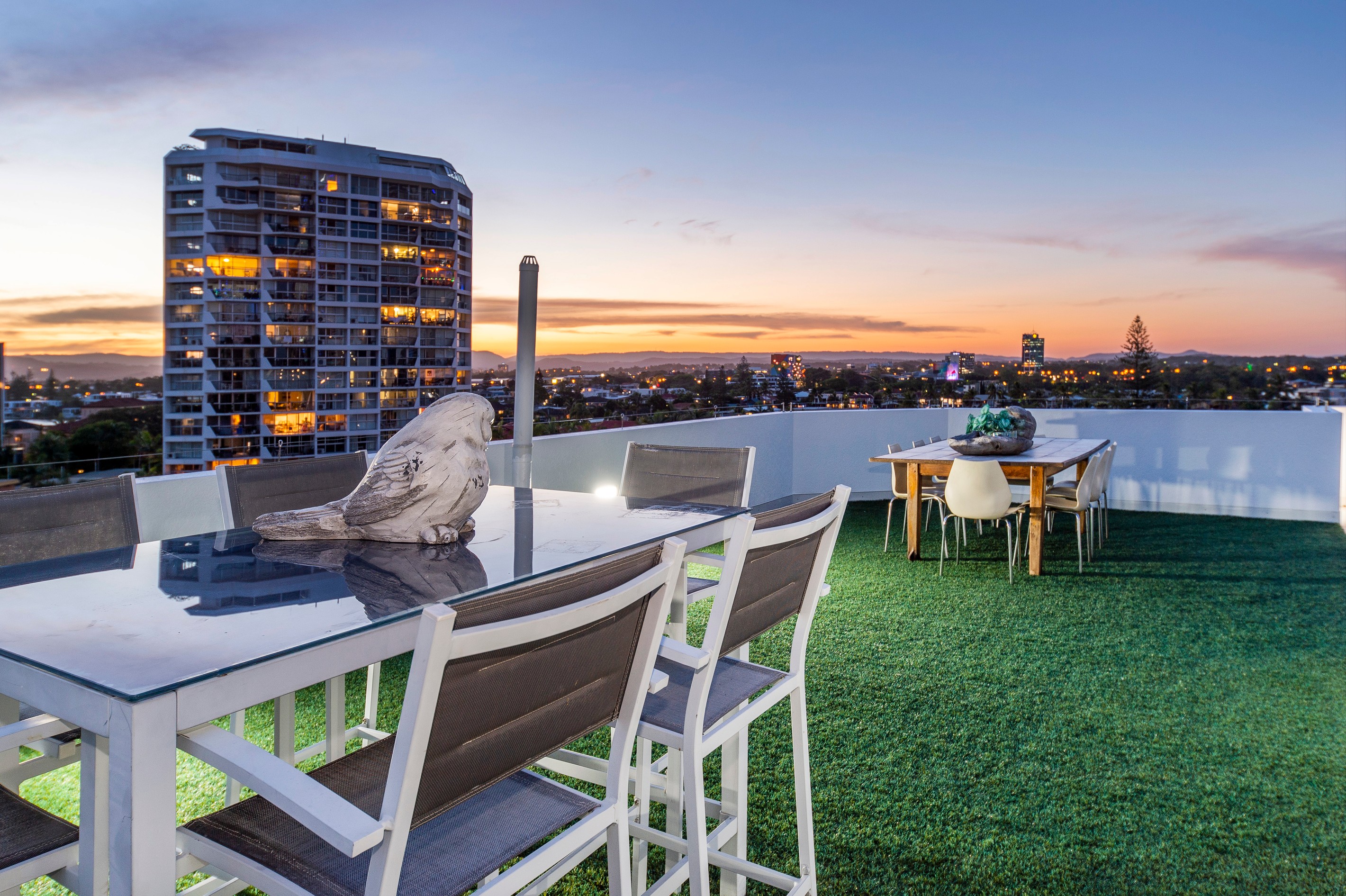 23/12 Paradise Island, Surfers Paradise, QLD 4217