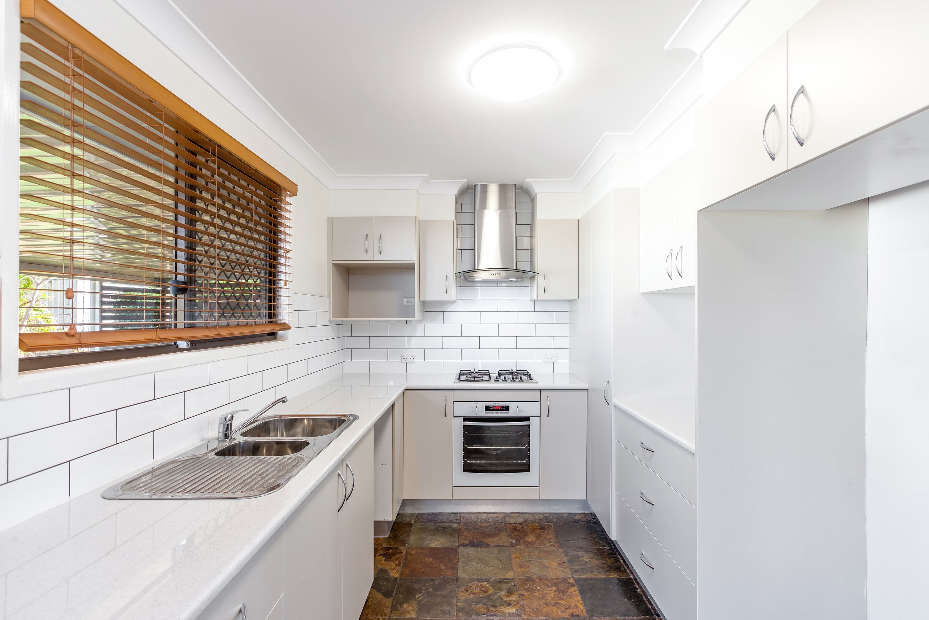 16 Seppelt Street, Wilsonton Heights, QLD 4350