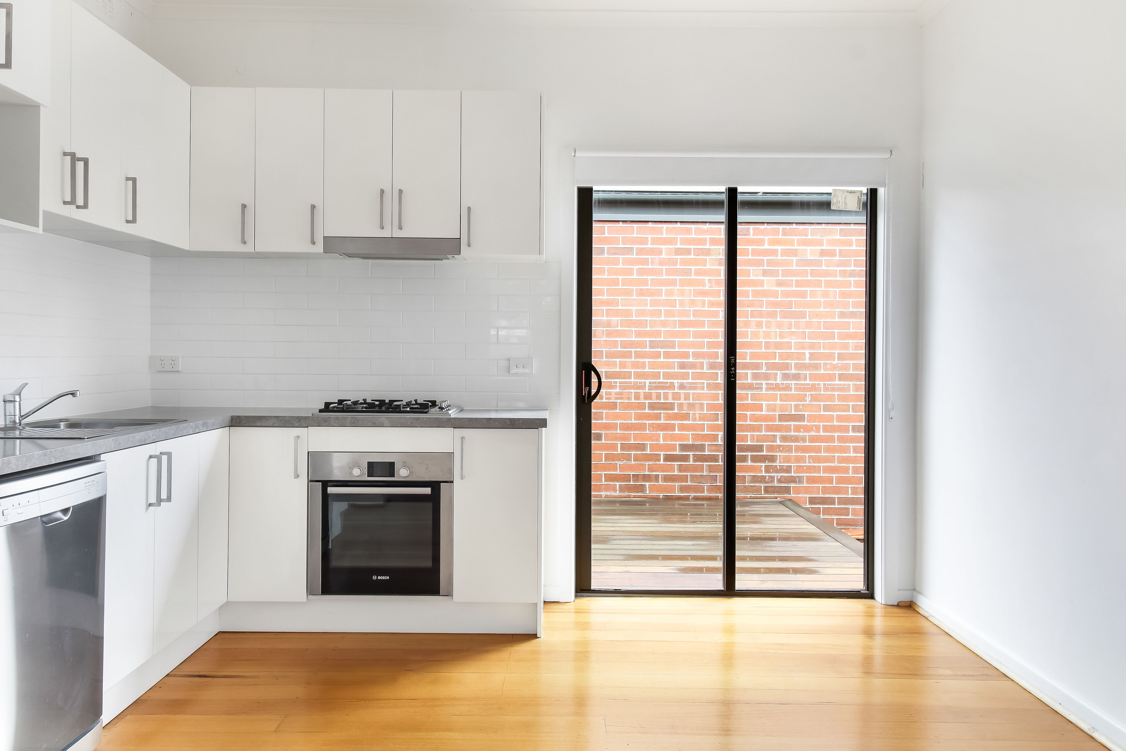 1/15 Excelsior Street — photo 4 of 12