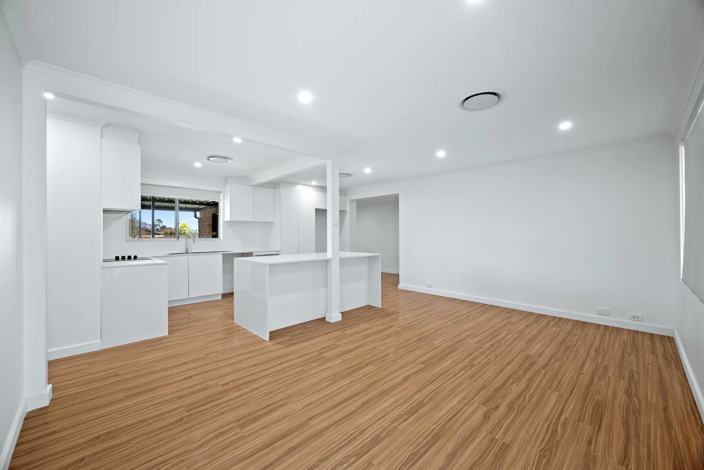 3 Burgundy Court, Eschol Park, NSW 2558