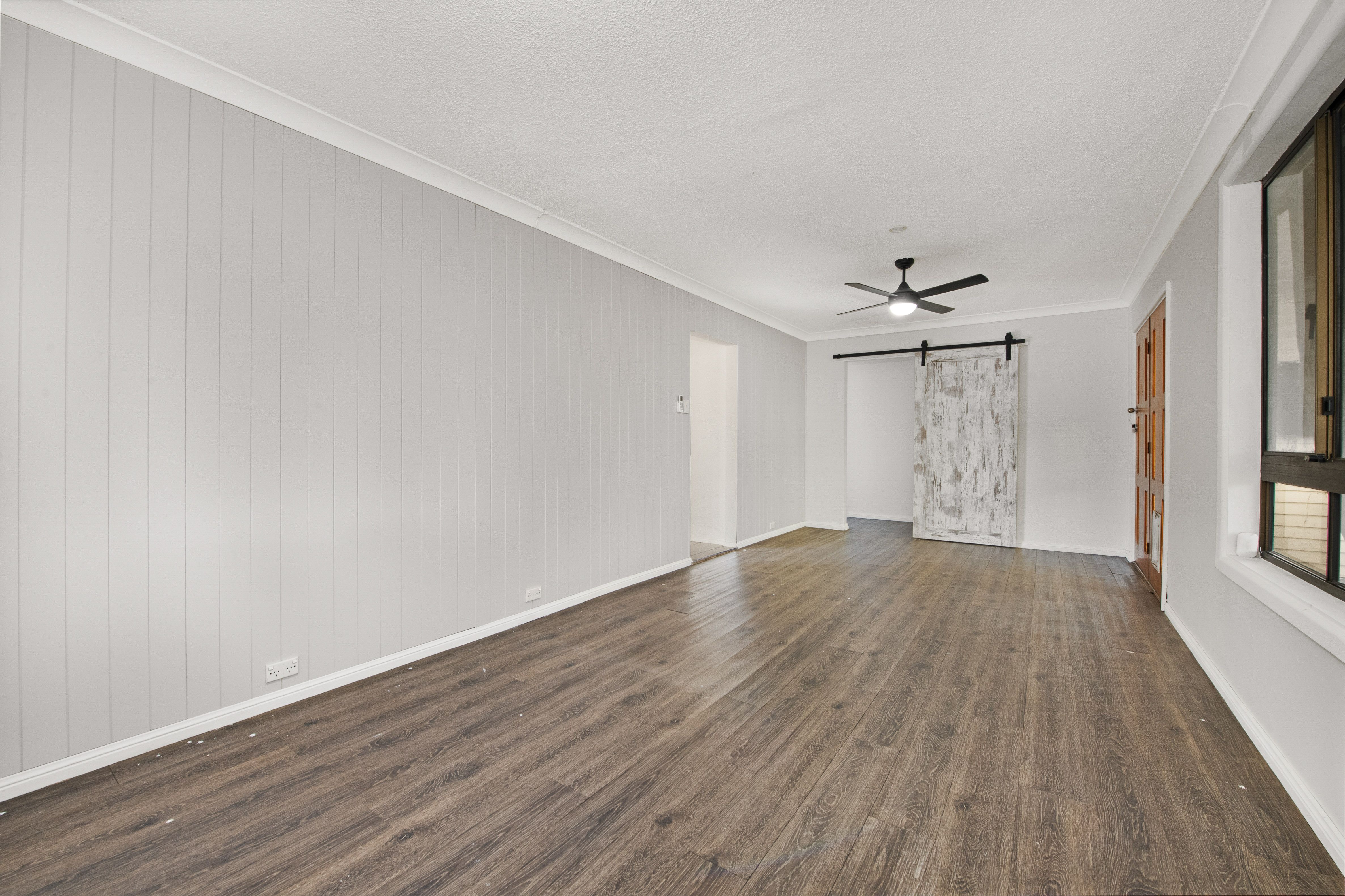 55 Mcmurdo Avenue — photo 4 of 15
