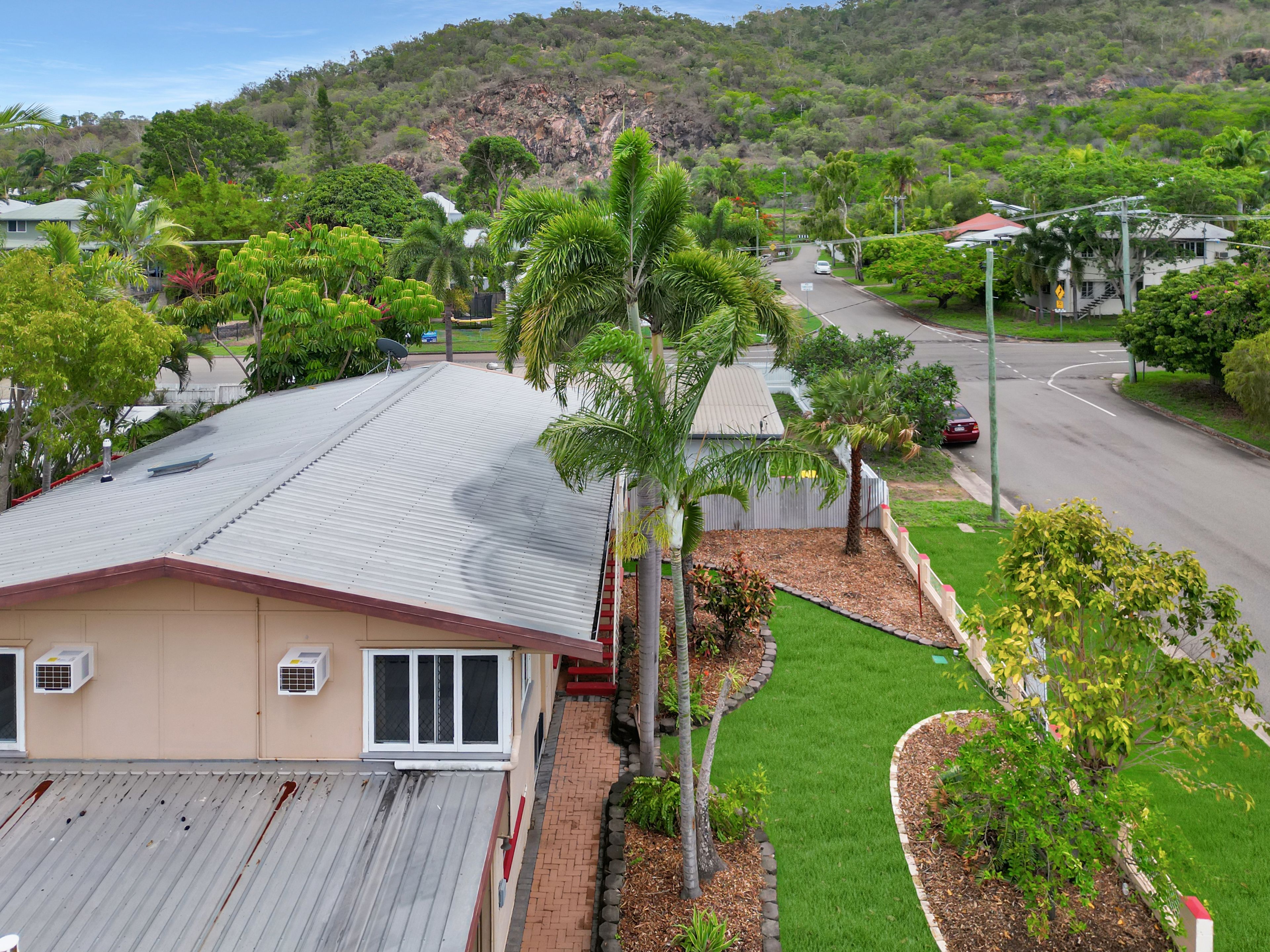 6 Margaret Street, West End, QLD 4810