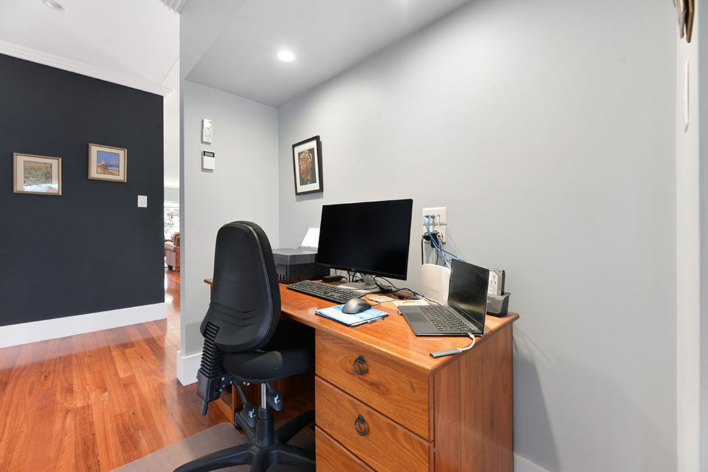83C Penrose Road — photo 7 of 10
