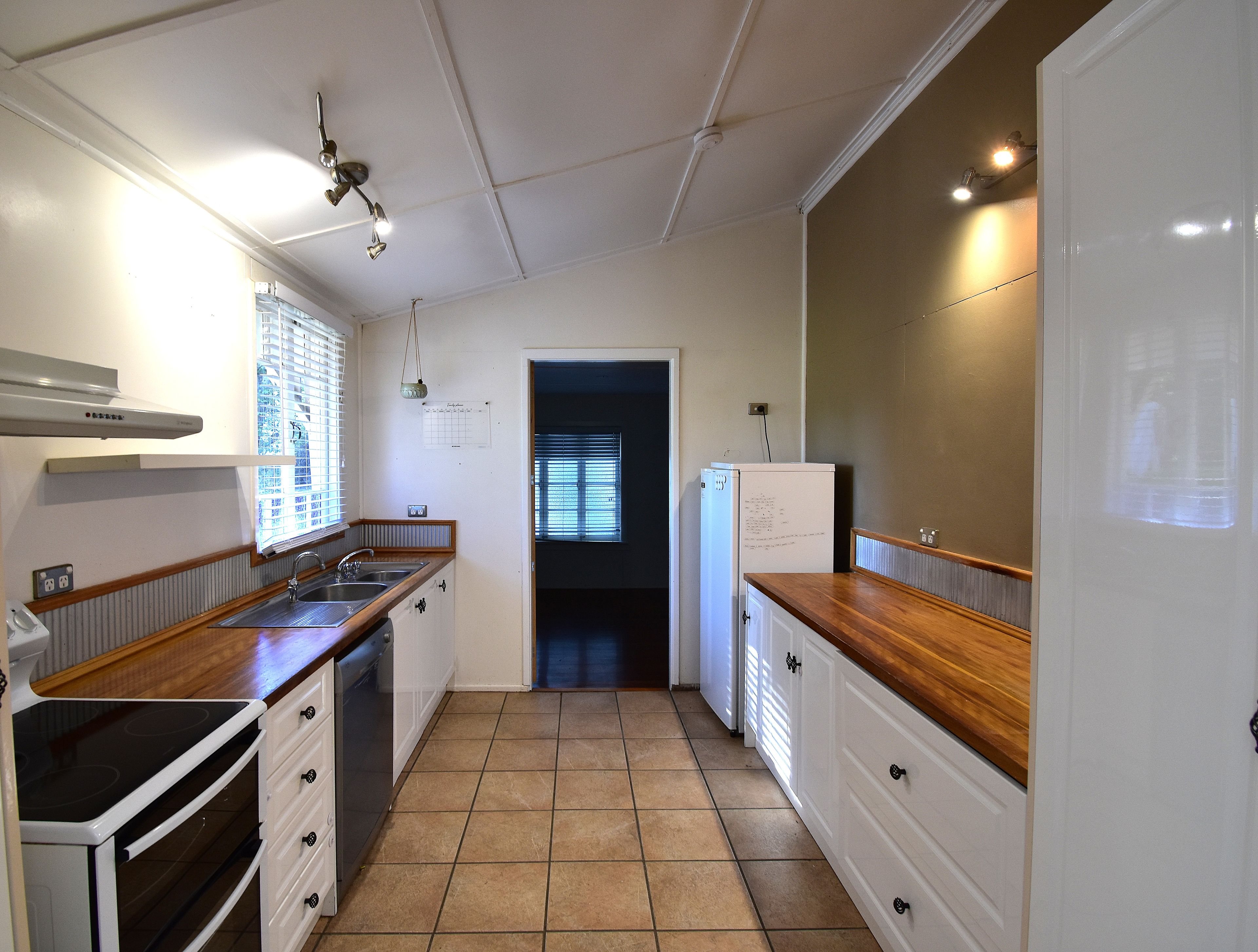 99 Falcon Street, Longreach, QLD 4730