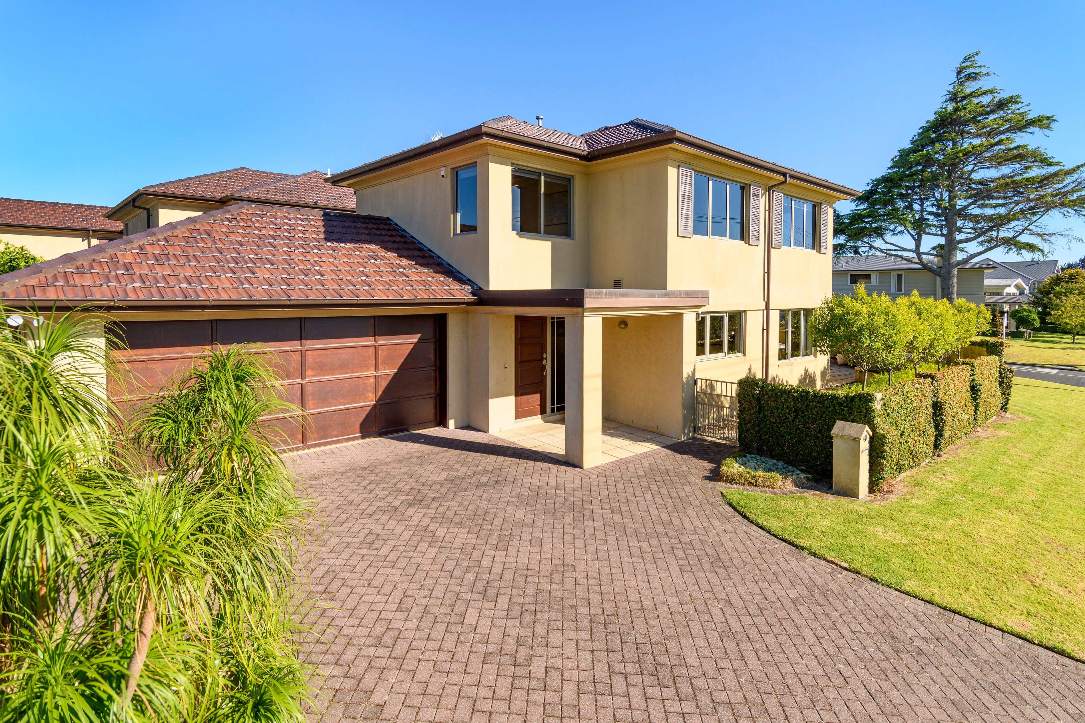 15 Edgecumbe Road, Avenues, Tauranga City