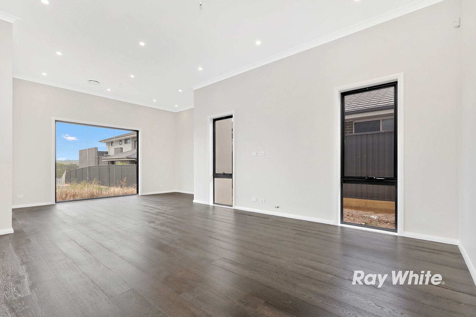 11 Commonwealth Street, Kellyville, NSW 2155