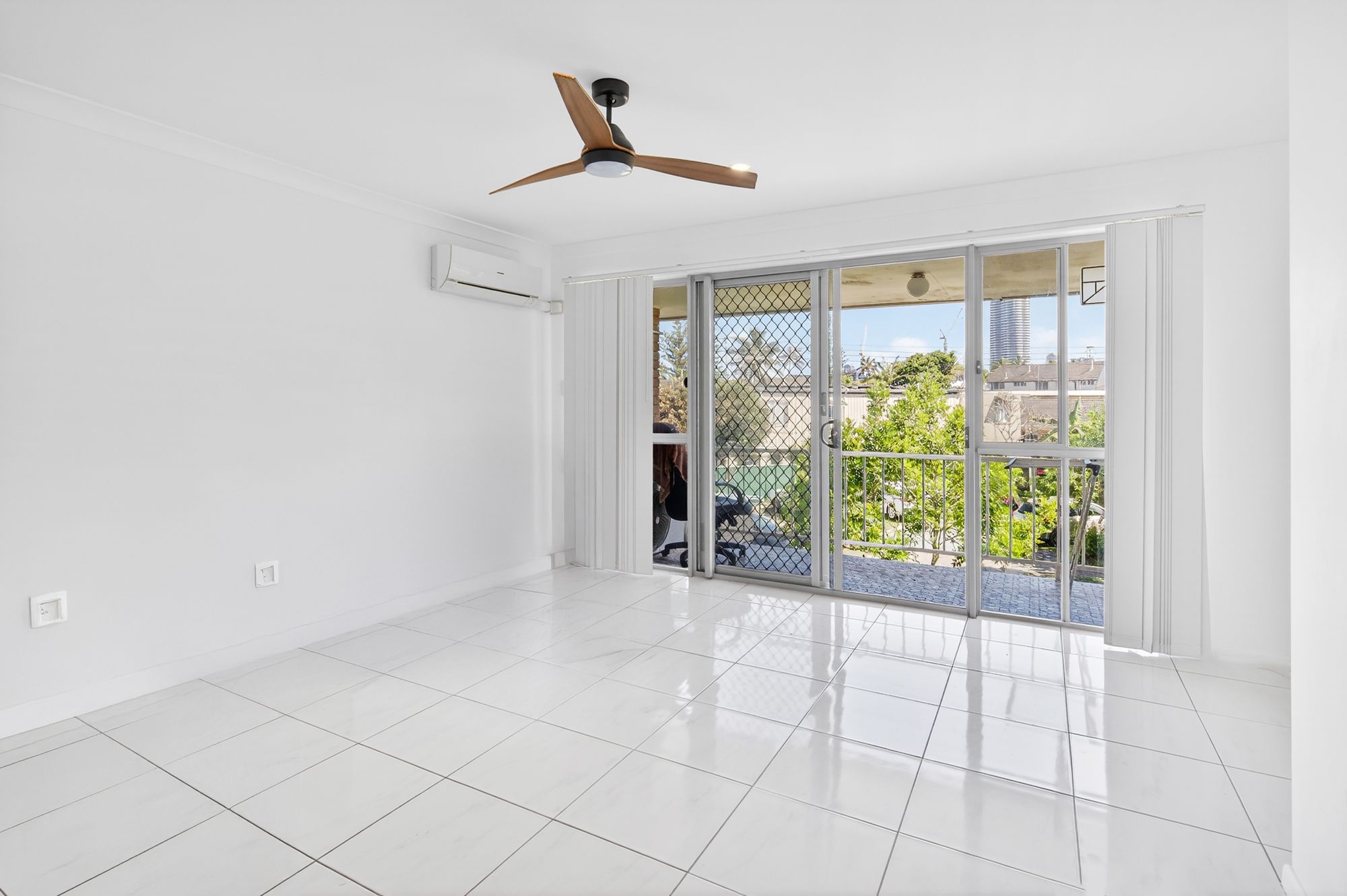 7/2 Sunrise Boulevard, Surfers Paradise, QLD 4217