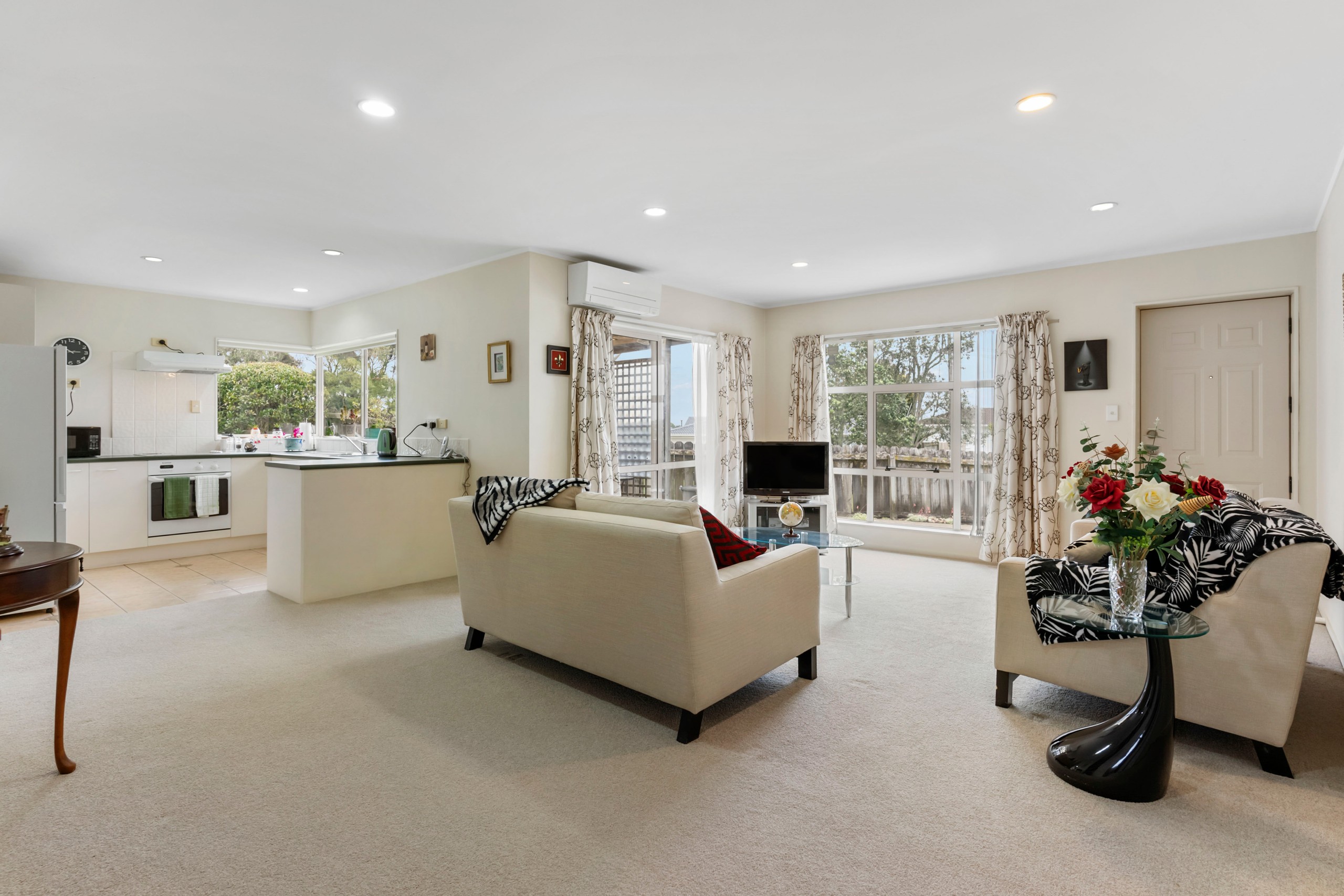 355 Glenfield Road, Glenfield, North Shore City