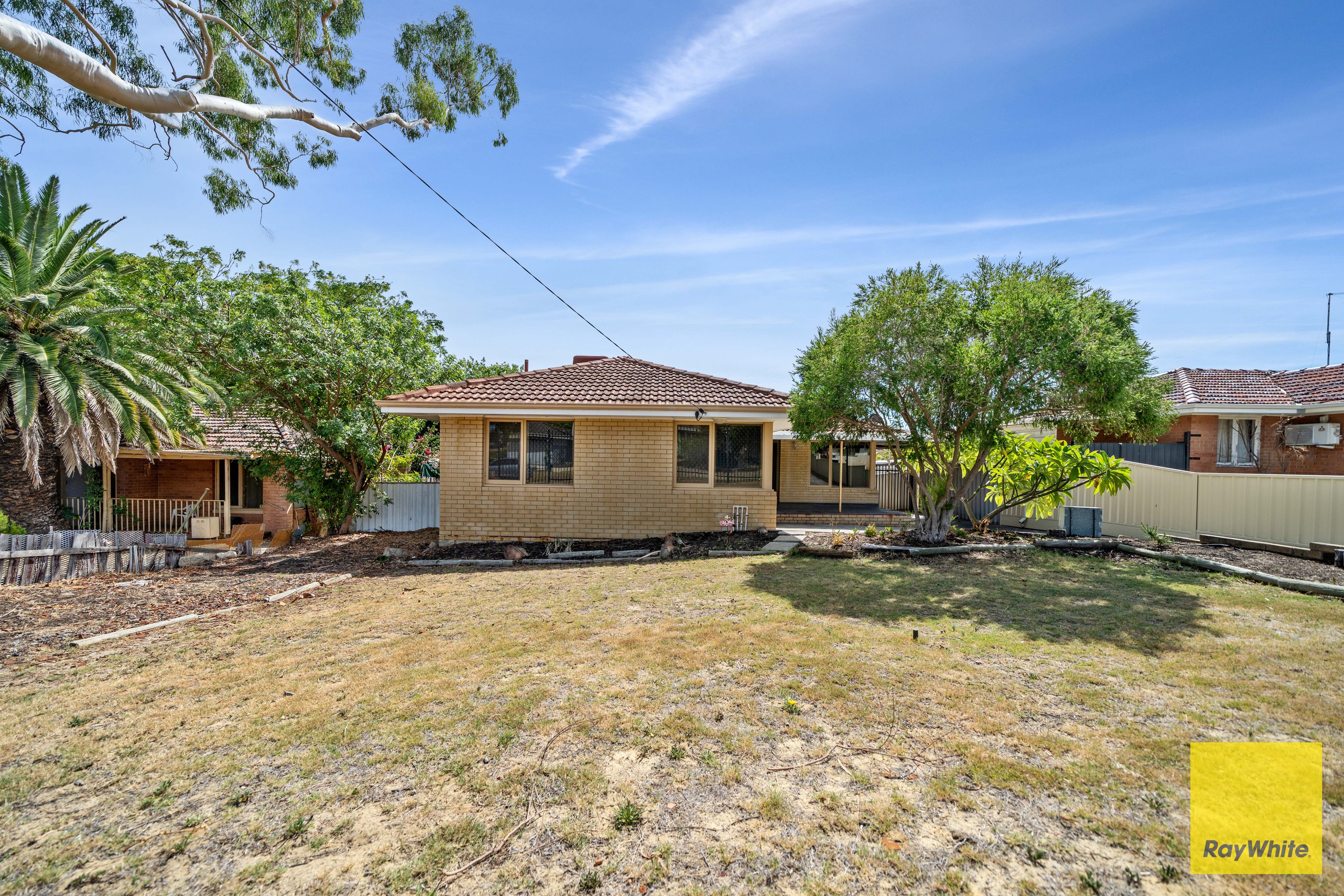 23 Harford Way, Girrawheen, WA 6064