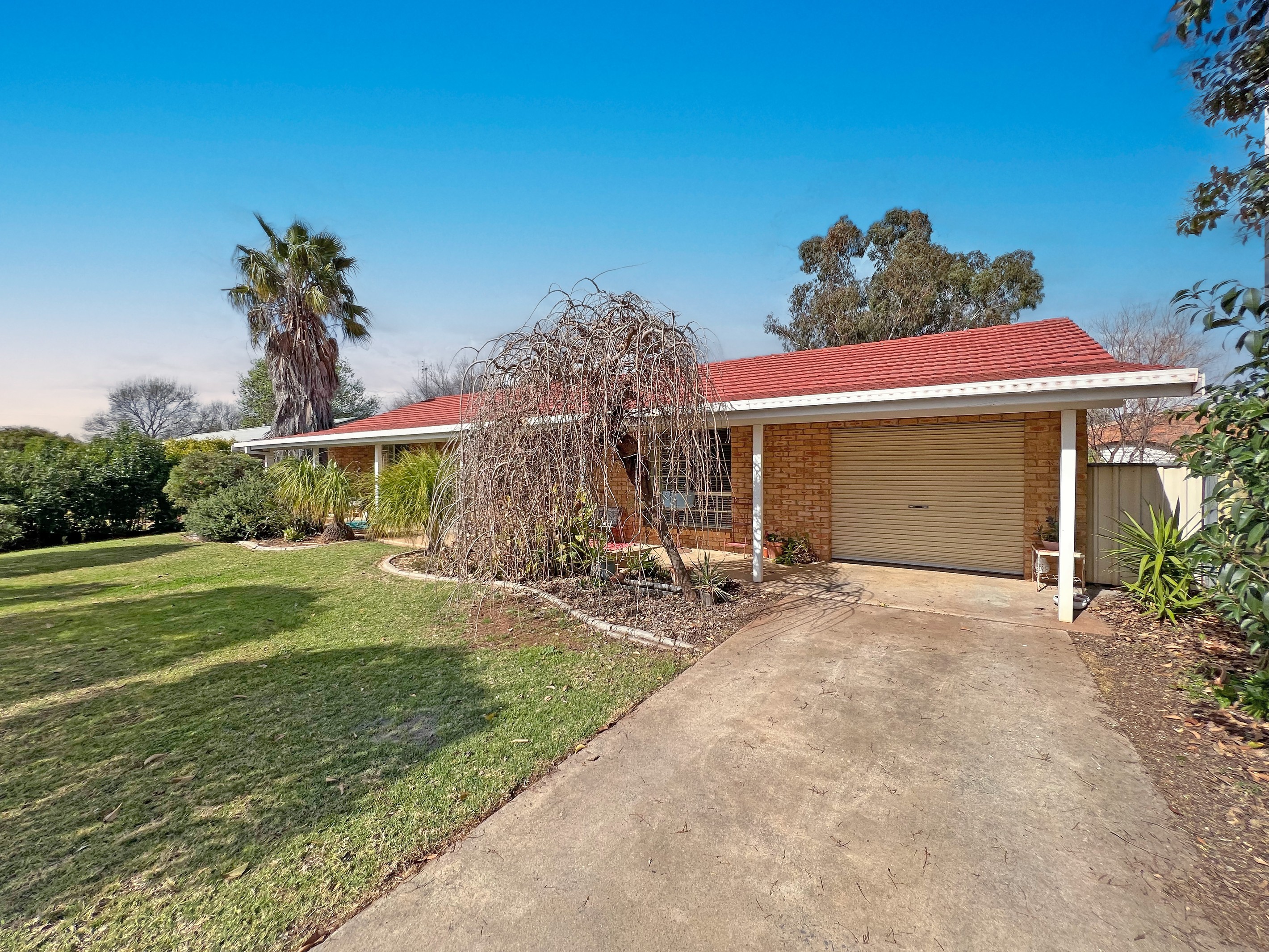 11 Thames Street, Forbes, NSW 2871