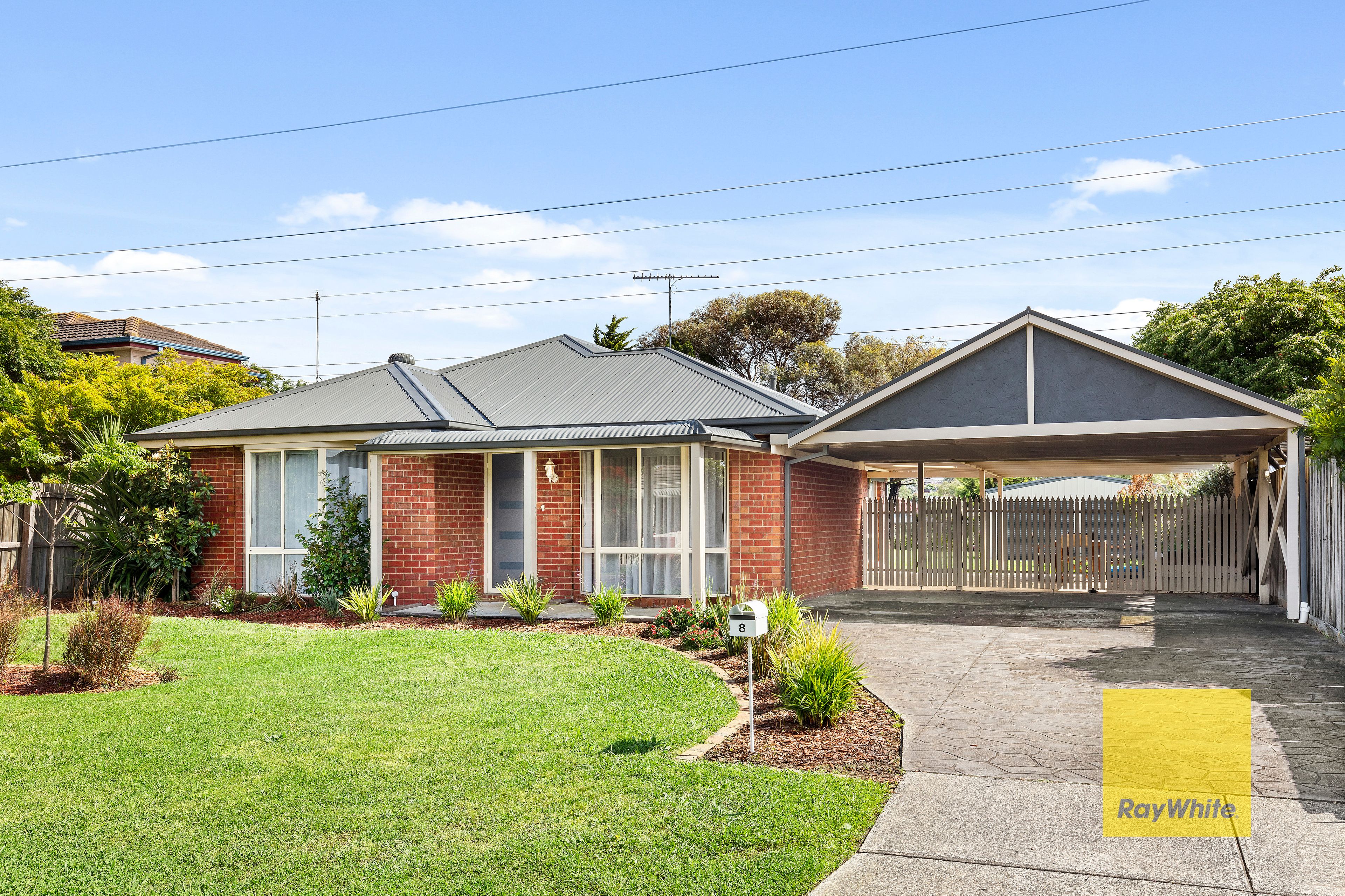 8 Jaybree Court, Grovedale VIC 3216