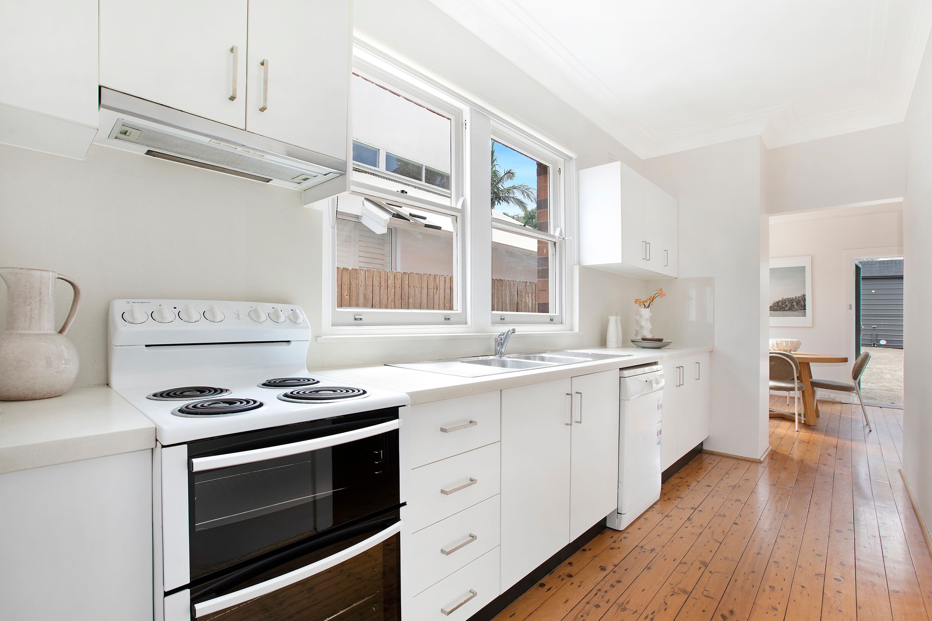 37 Hendy Avenue — photo 4 of 10