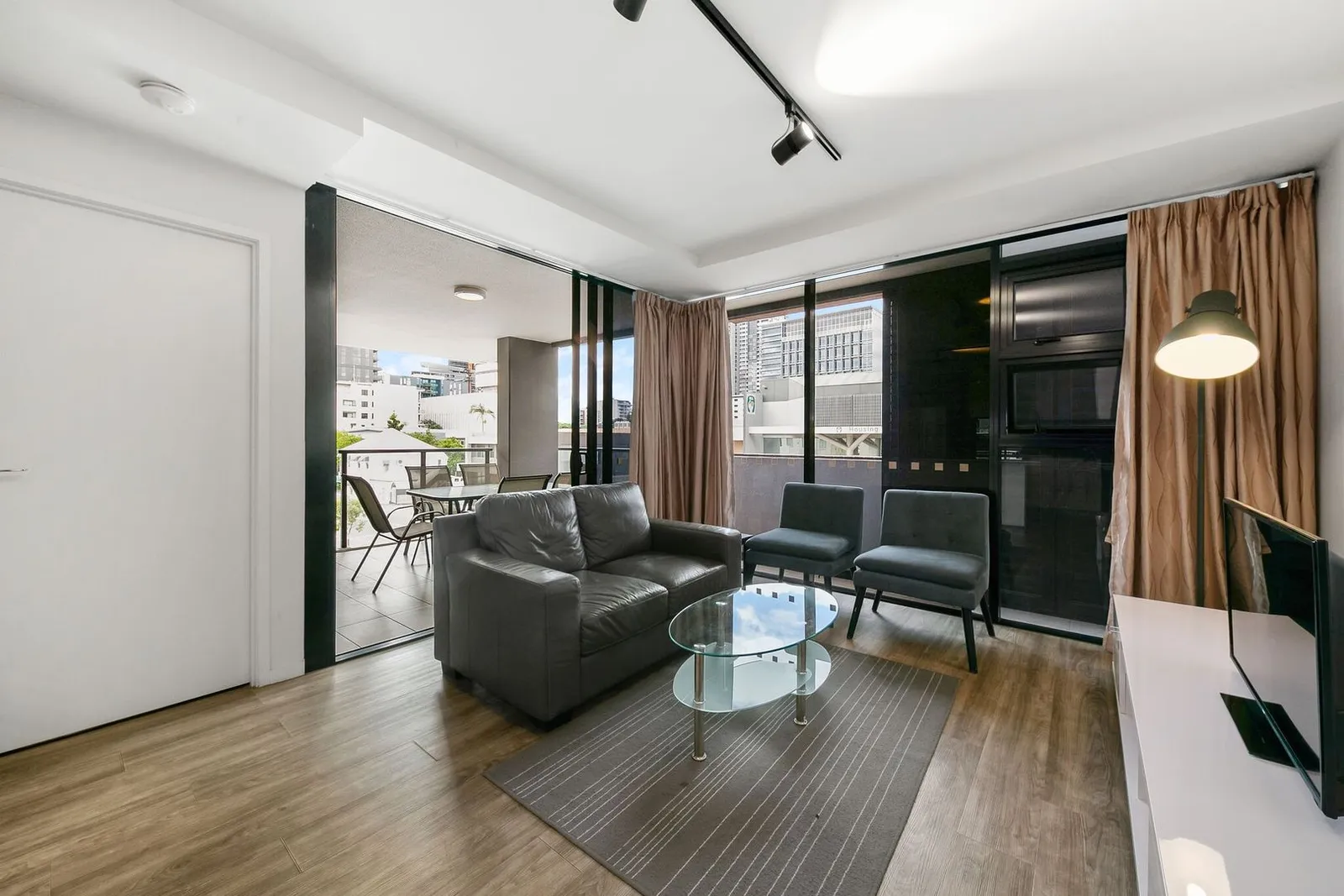2017/9 Edmondstone Street, South Brisbane