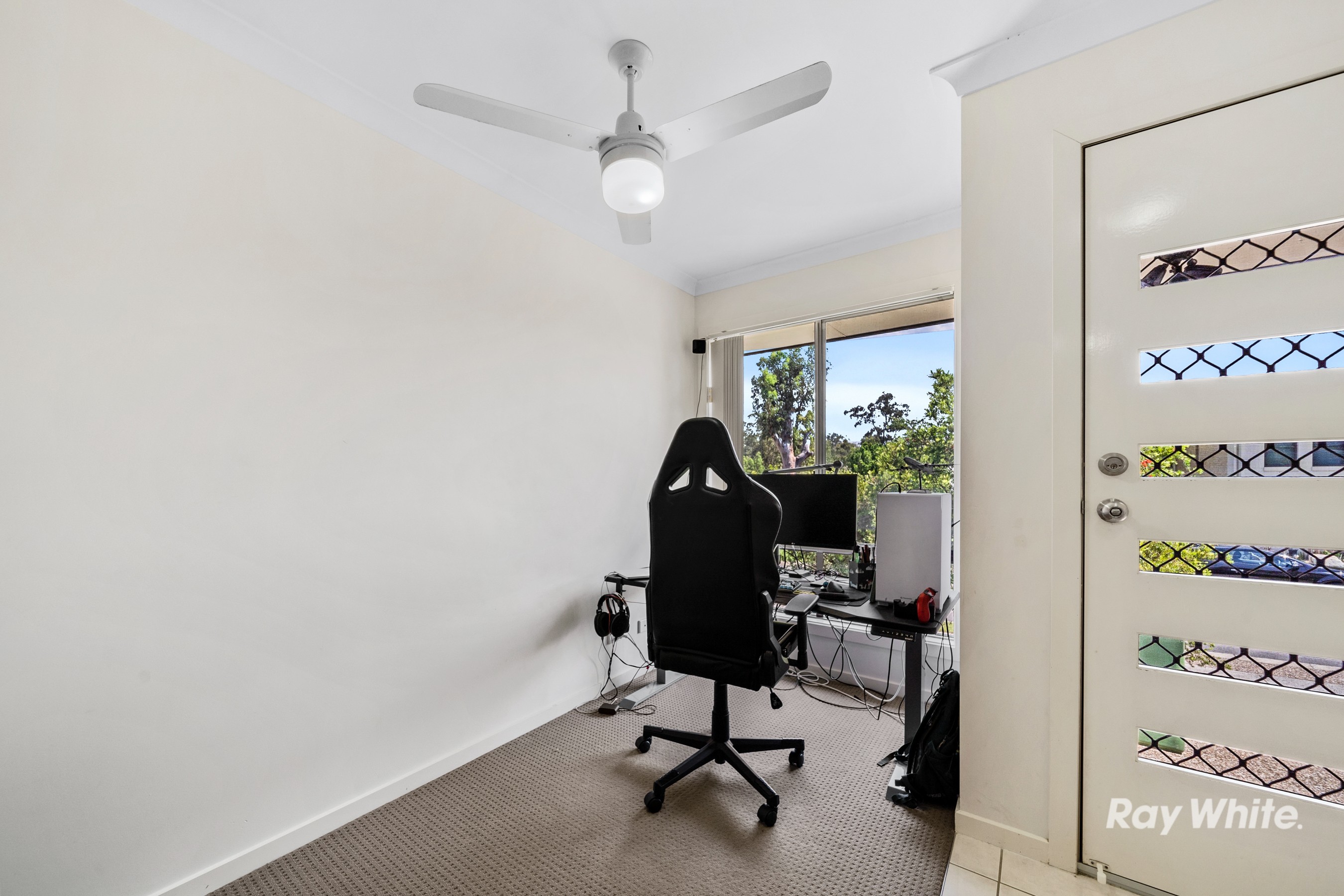 7 Livinus Place, Augustine Heights, QLD 4300