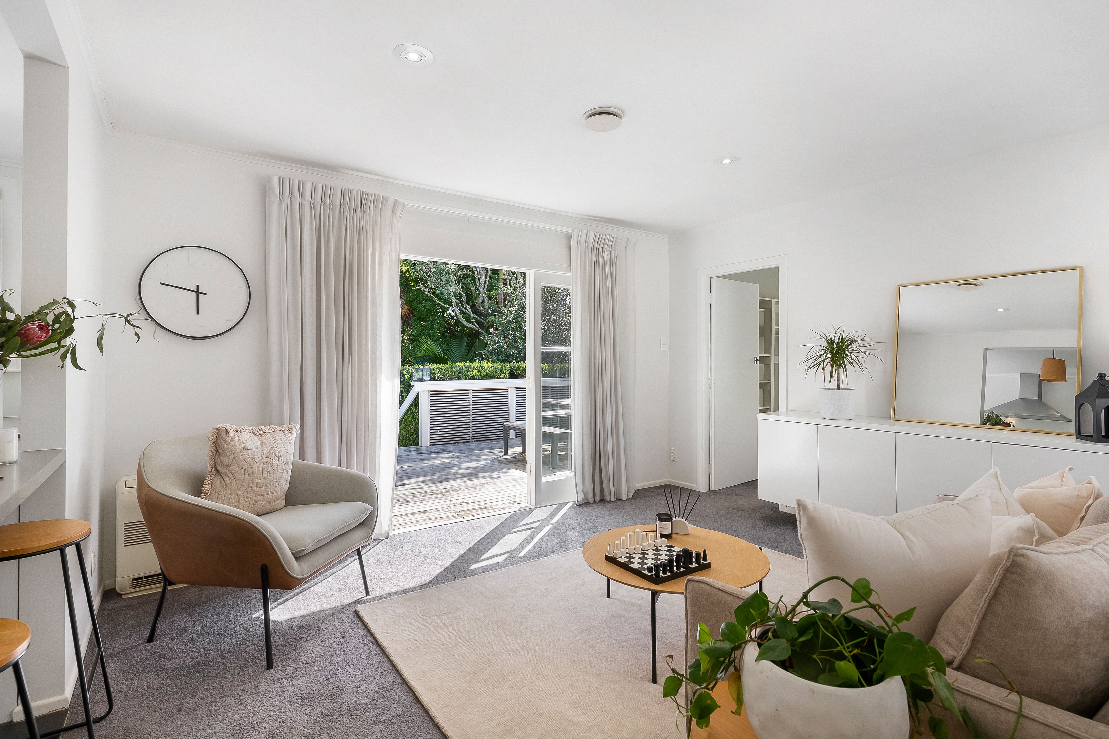 40 Paragon Avenue, Beach Haven, North Shore City