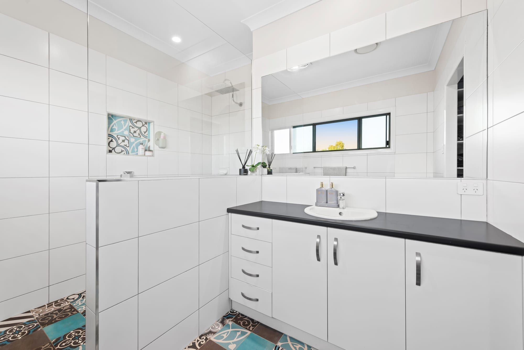 31 Vanessa Drive — photo 11 of 28