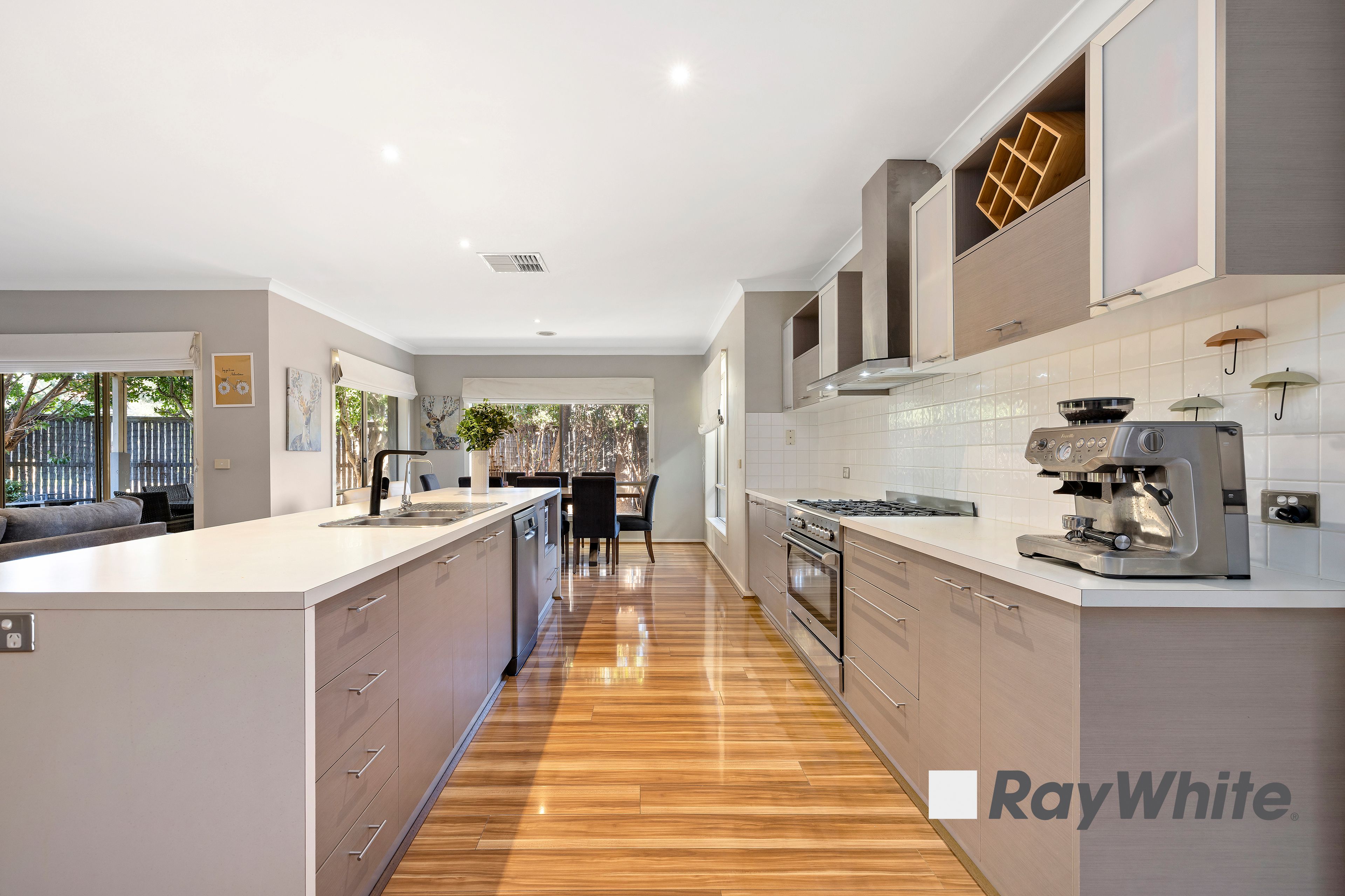 43 Armitage Drive, Narre Warren South, VIC 3805