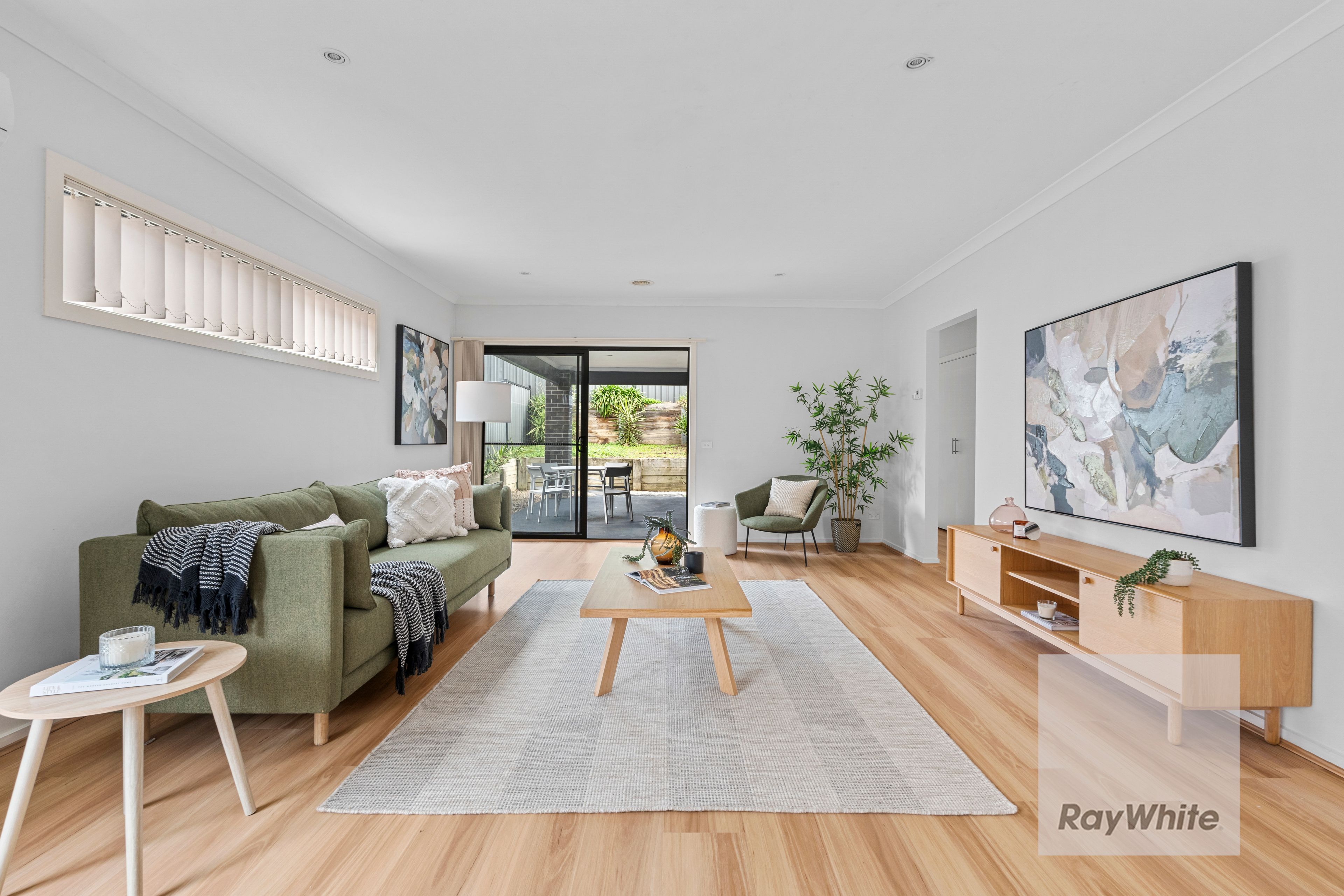 12 Jackaroo Street — photo 8 of 19