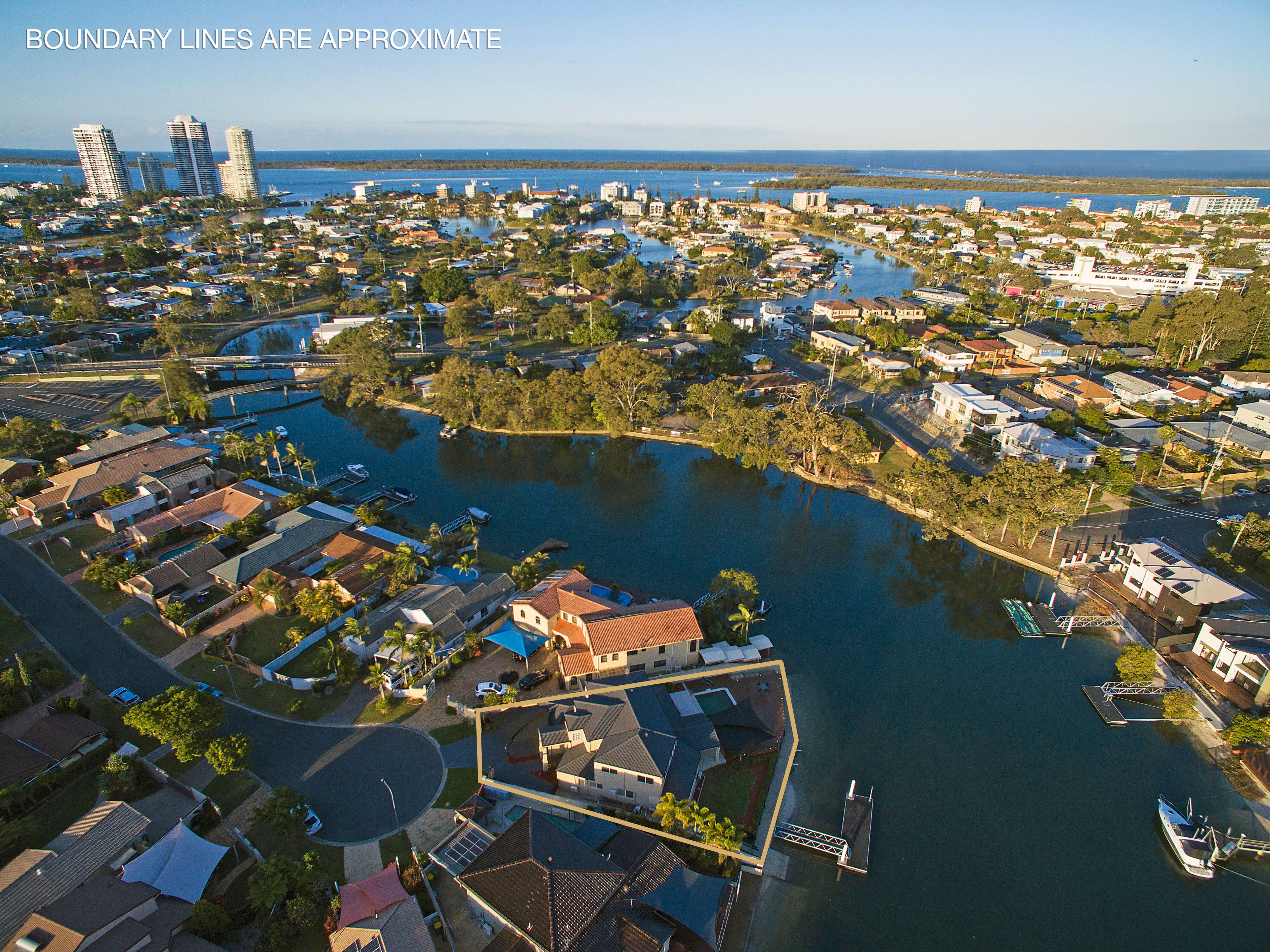 18 Clipper Court, Biggera Waters, QLD 4216