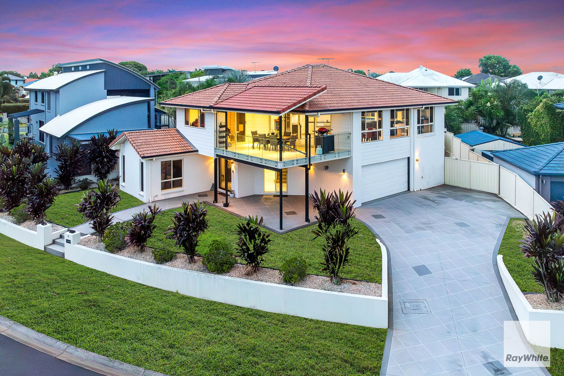 4 Haslingden Drive, Redland Bay QLD 4165