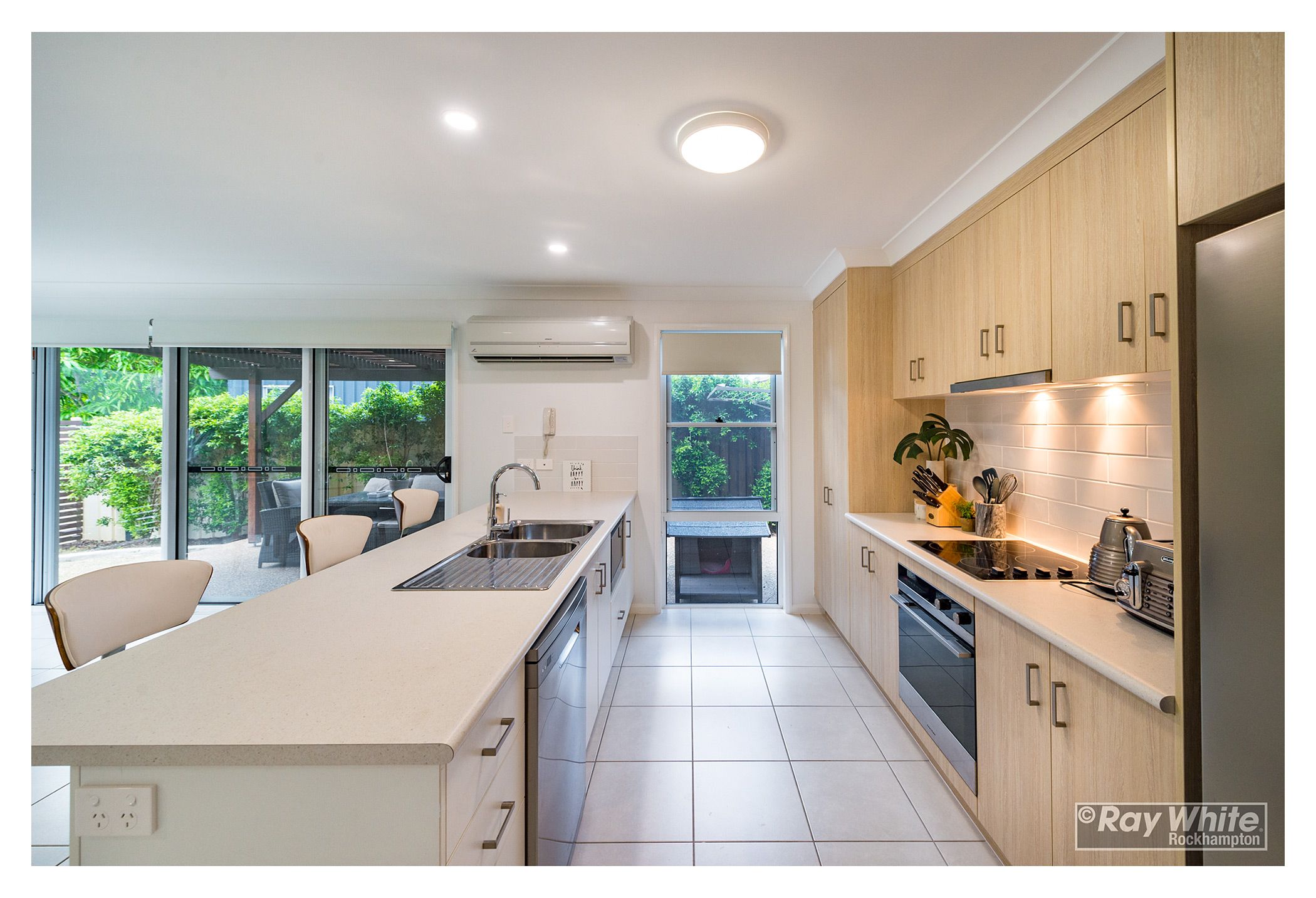 8/175 FRENCHVILLE Road, Frenchville, QLD 4701