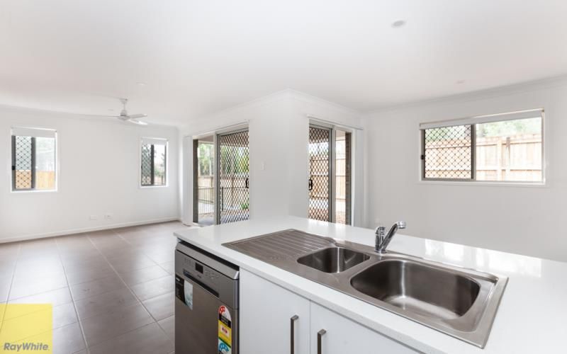 15/2 Bruce Lane, Camira, QLD 4300