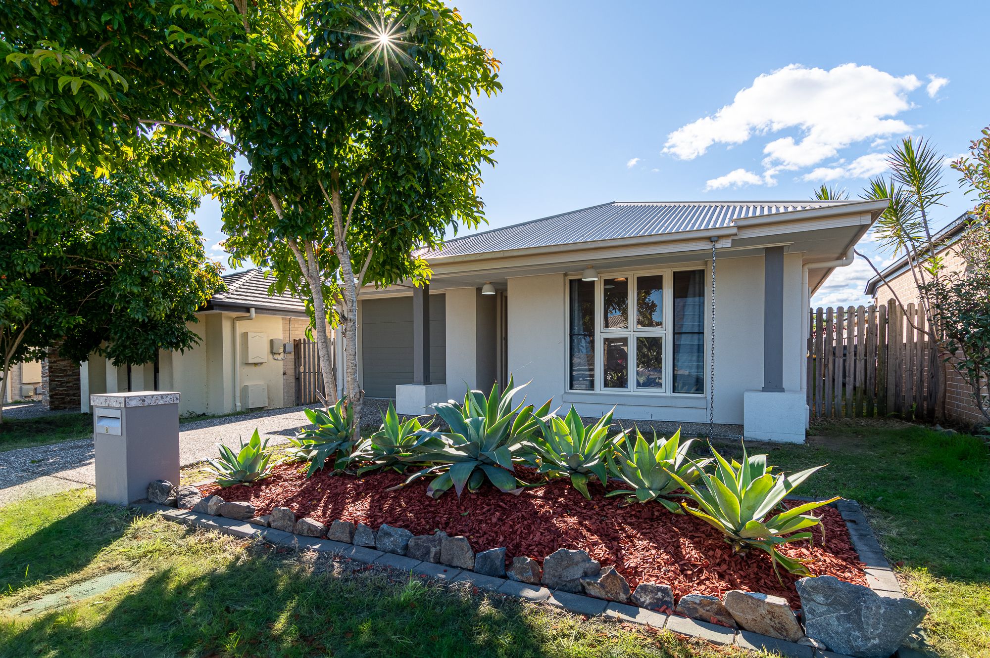 8 Pleasant Drive, Redbank Plains QLD 4301