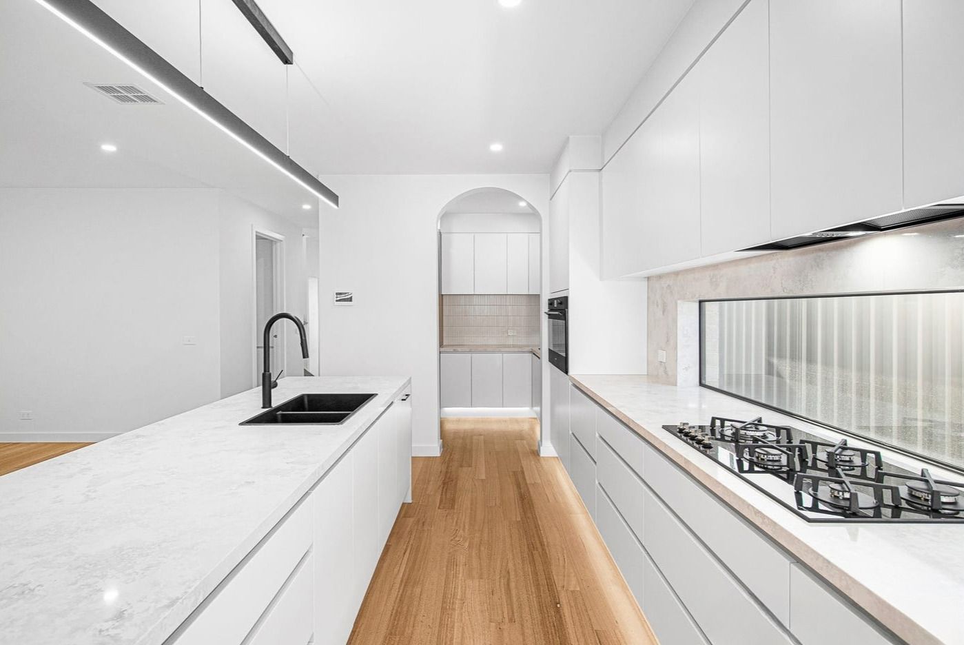 13A Cherry Avenue — photo 4 of 14