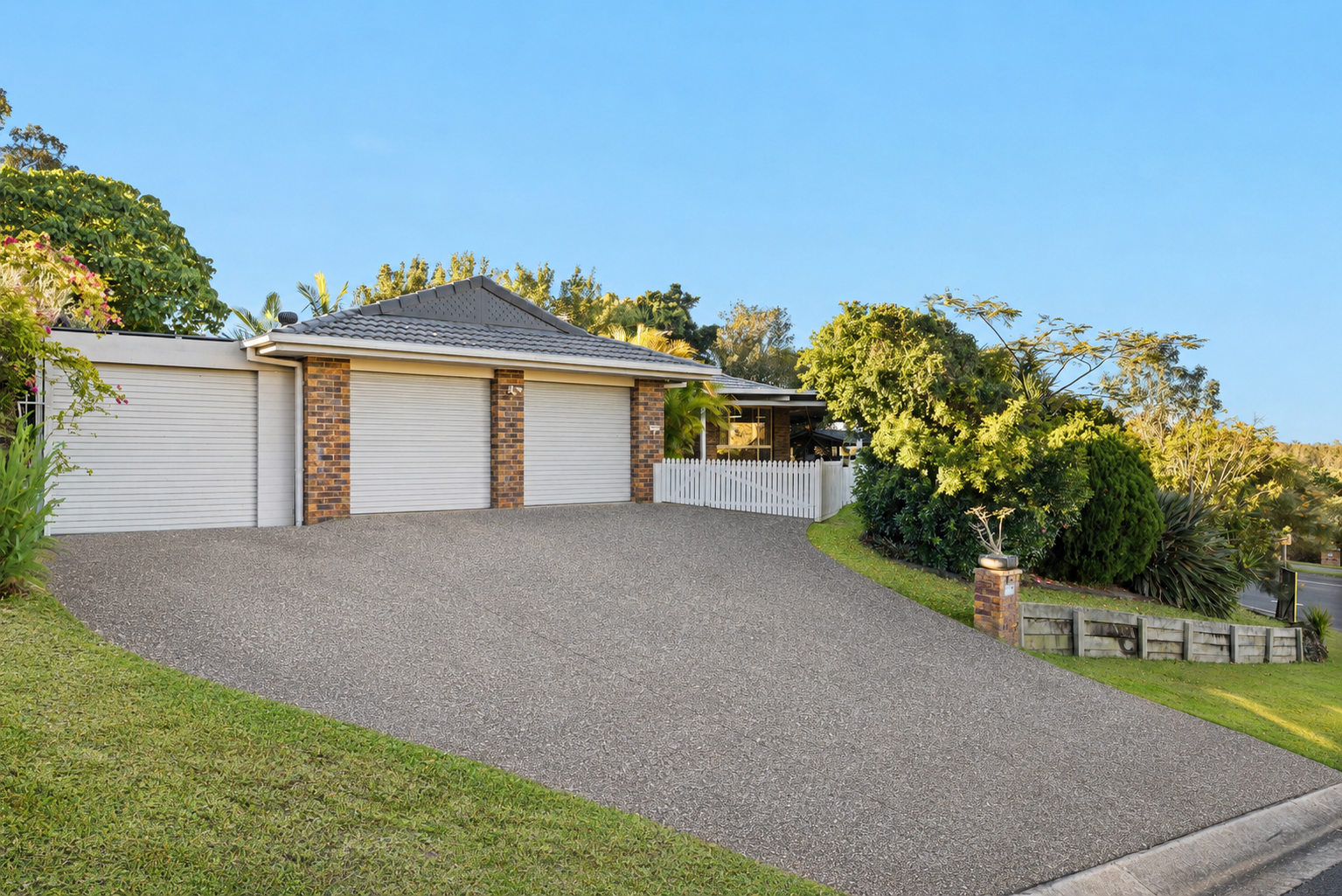 136 Mildura Drive, Helensvale, QLD 4212