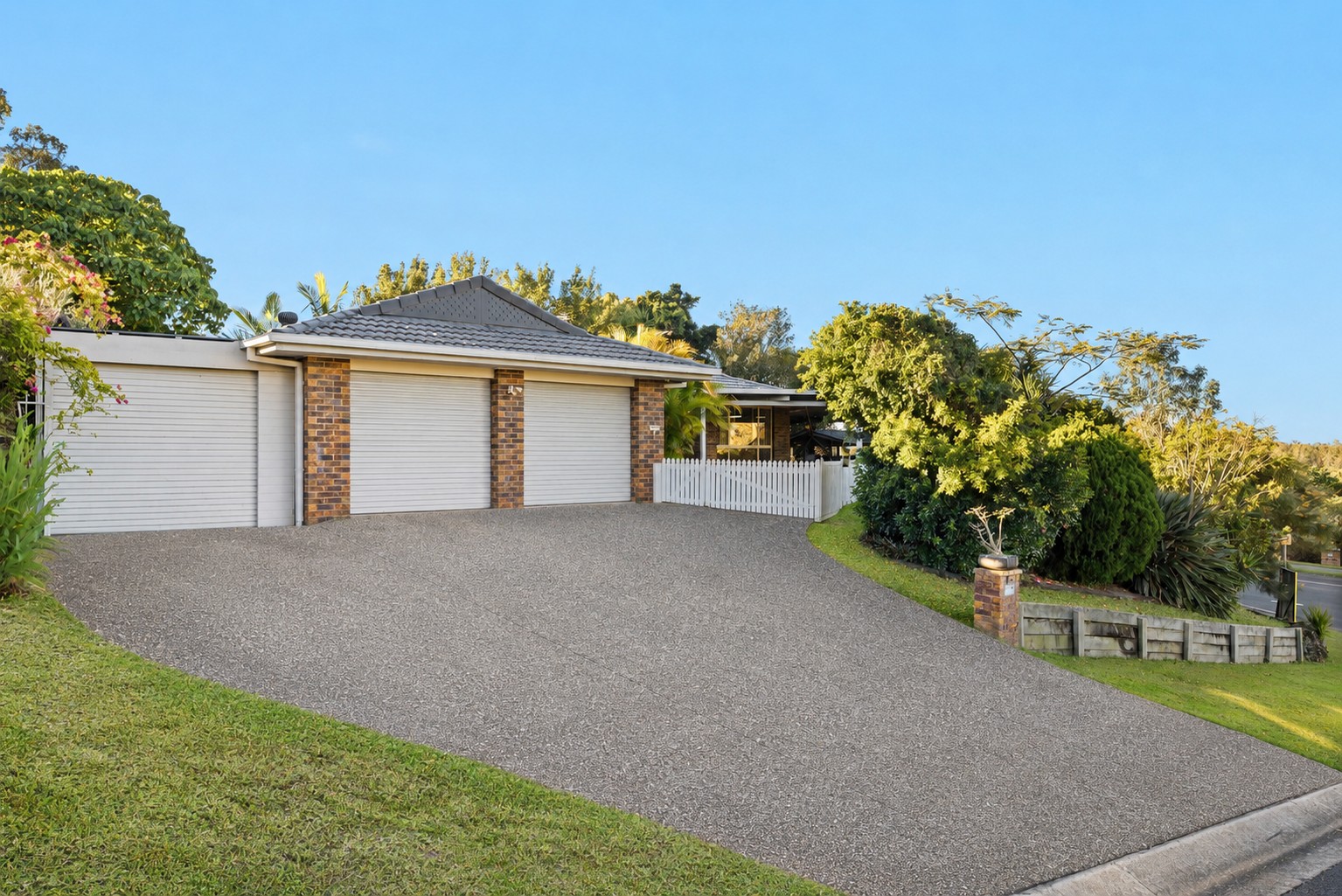 136 Mildura Drive, Helensvale, QLD 4212