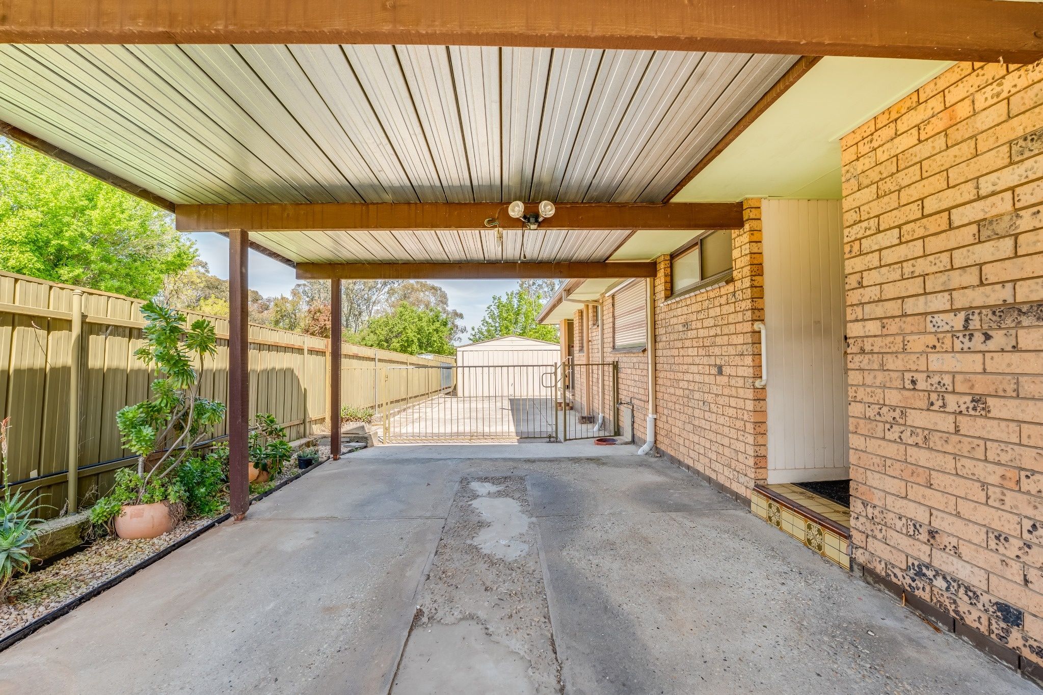 591 Oliver Street — photo 12 of 14