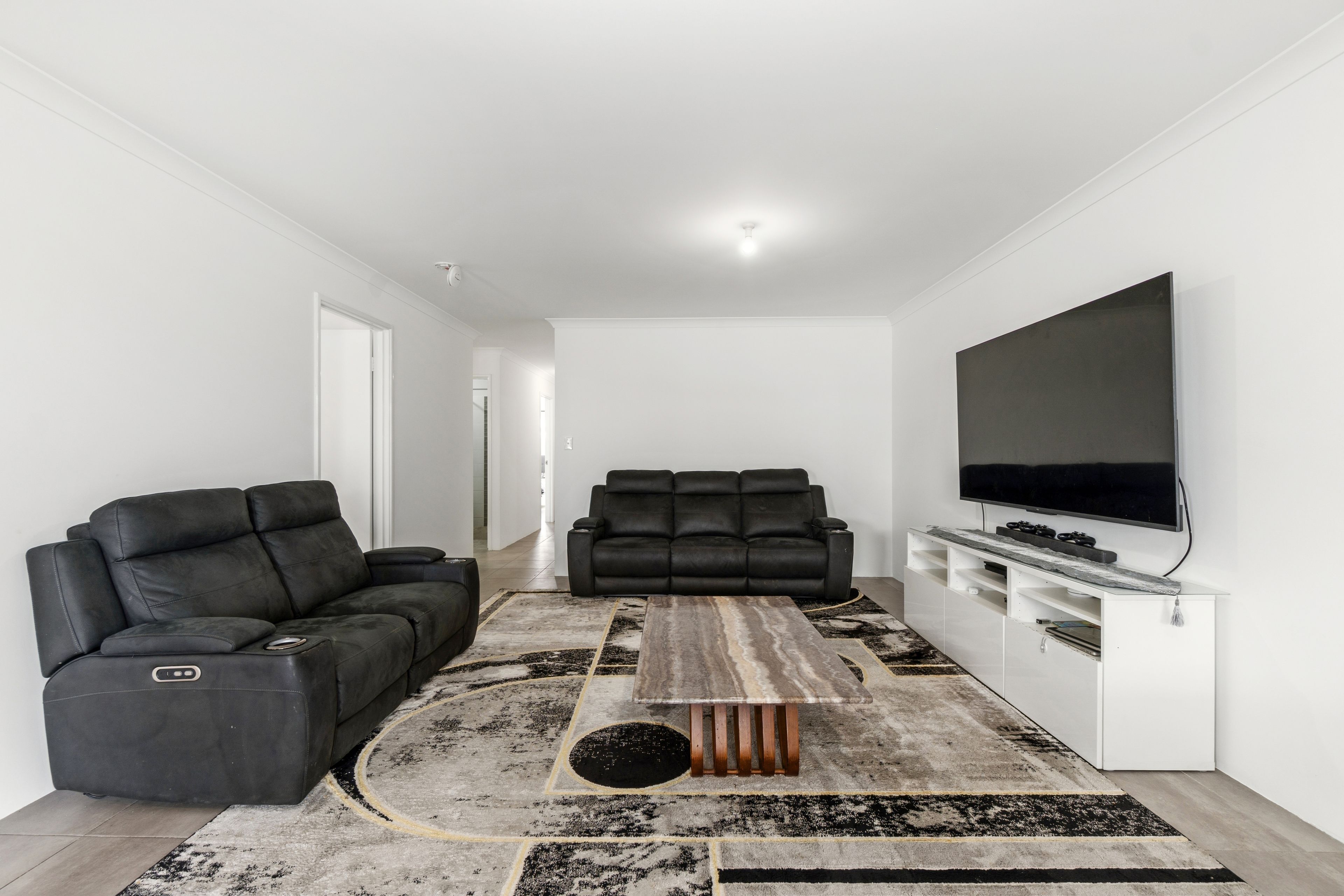 17 Magellan Road — photo 6 of 18