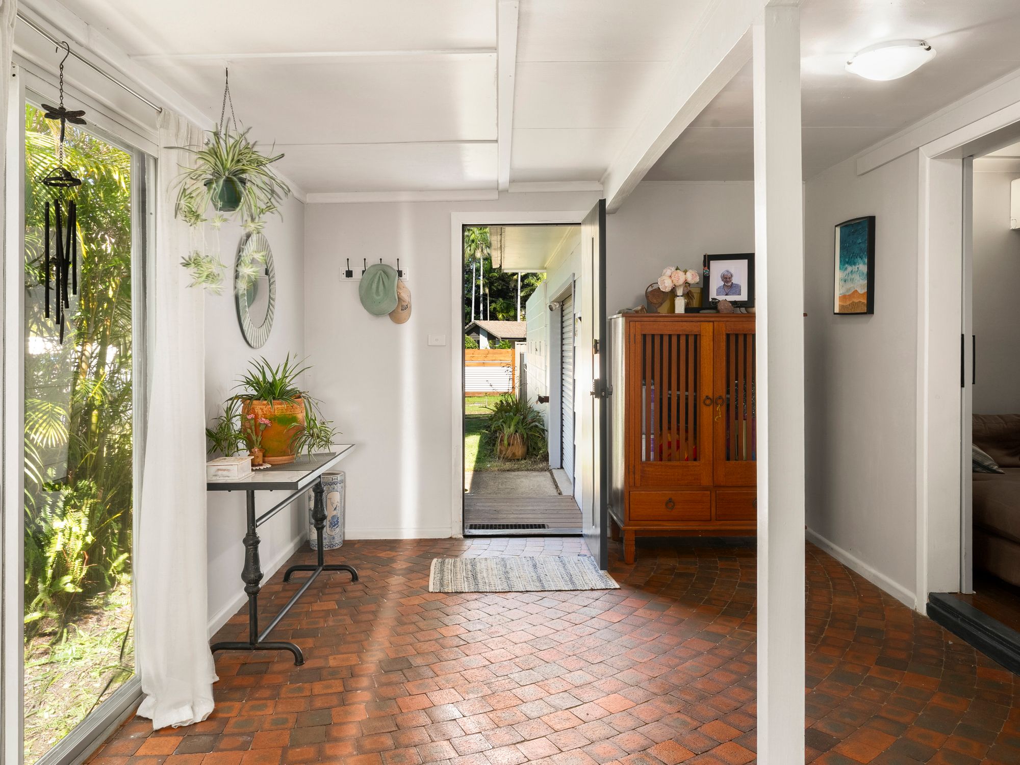 2 Beacon Crescent, Emerald Beach, NSW 2456