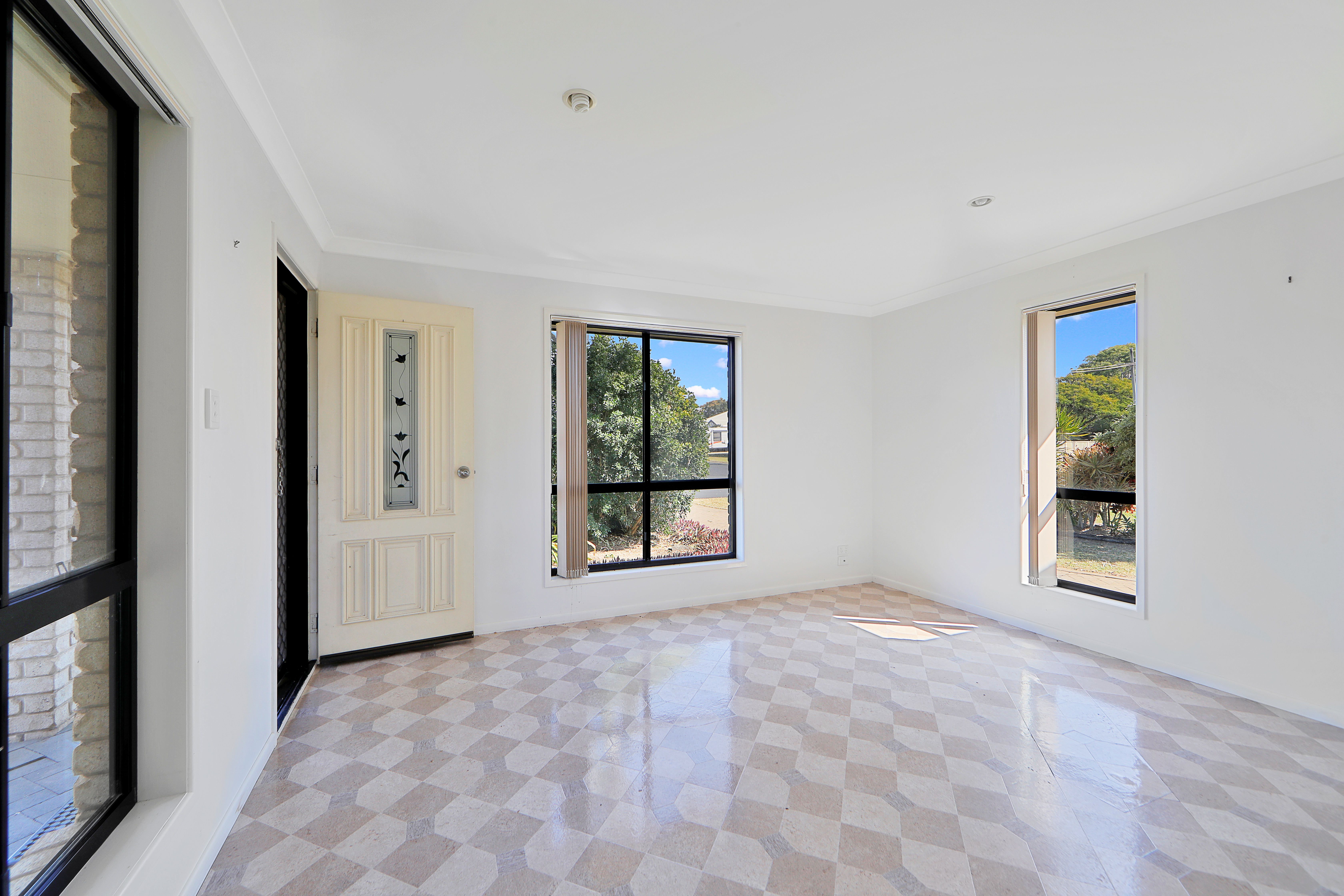 18 Davidson Street — photo 12 of 19