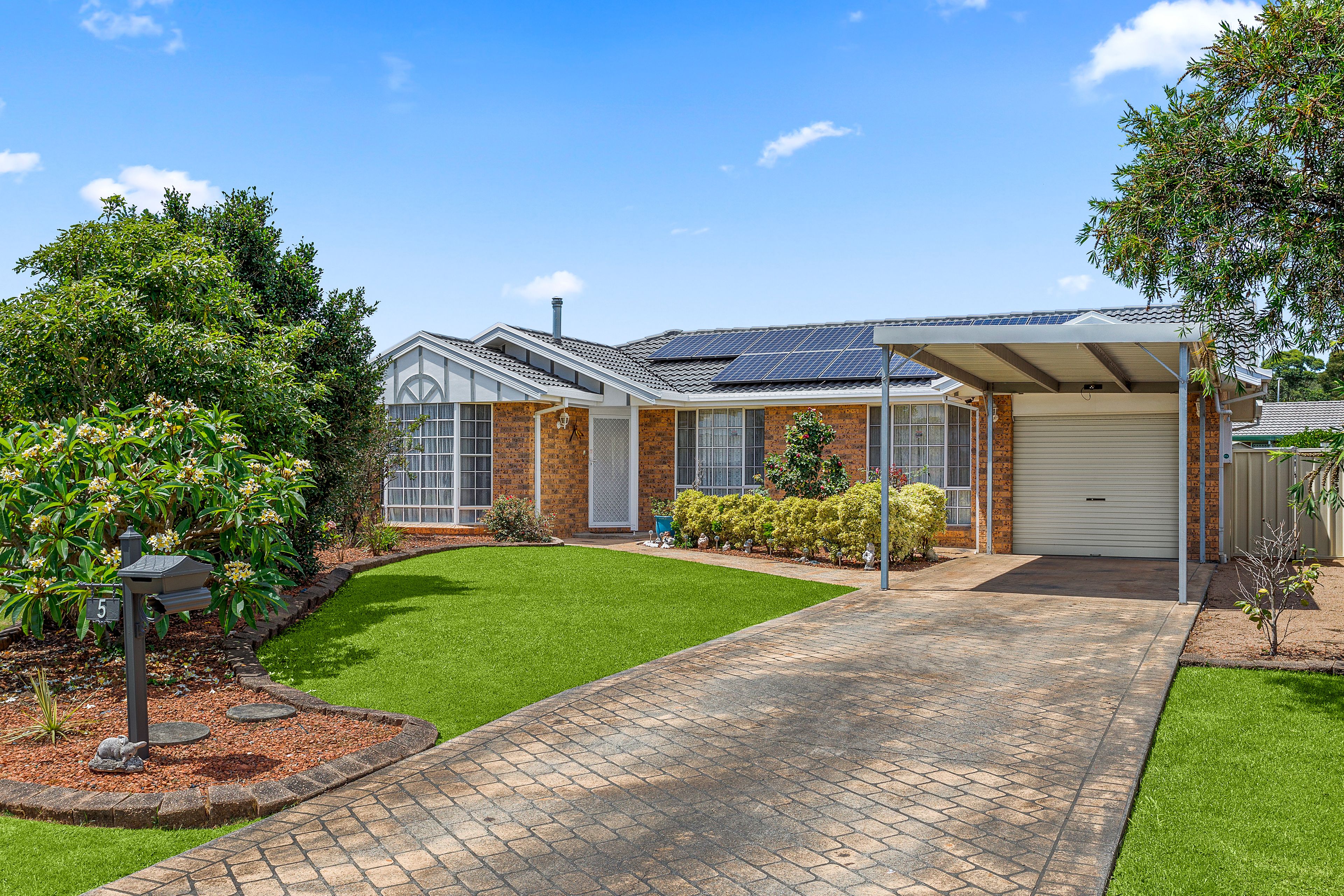 5 Candlebark Street, Albion Park Rail NSW 2527