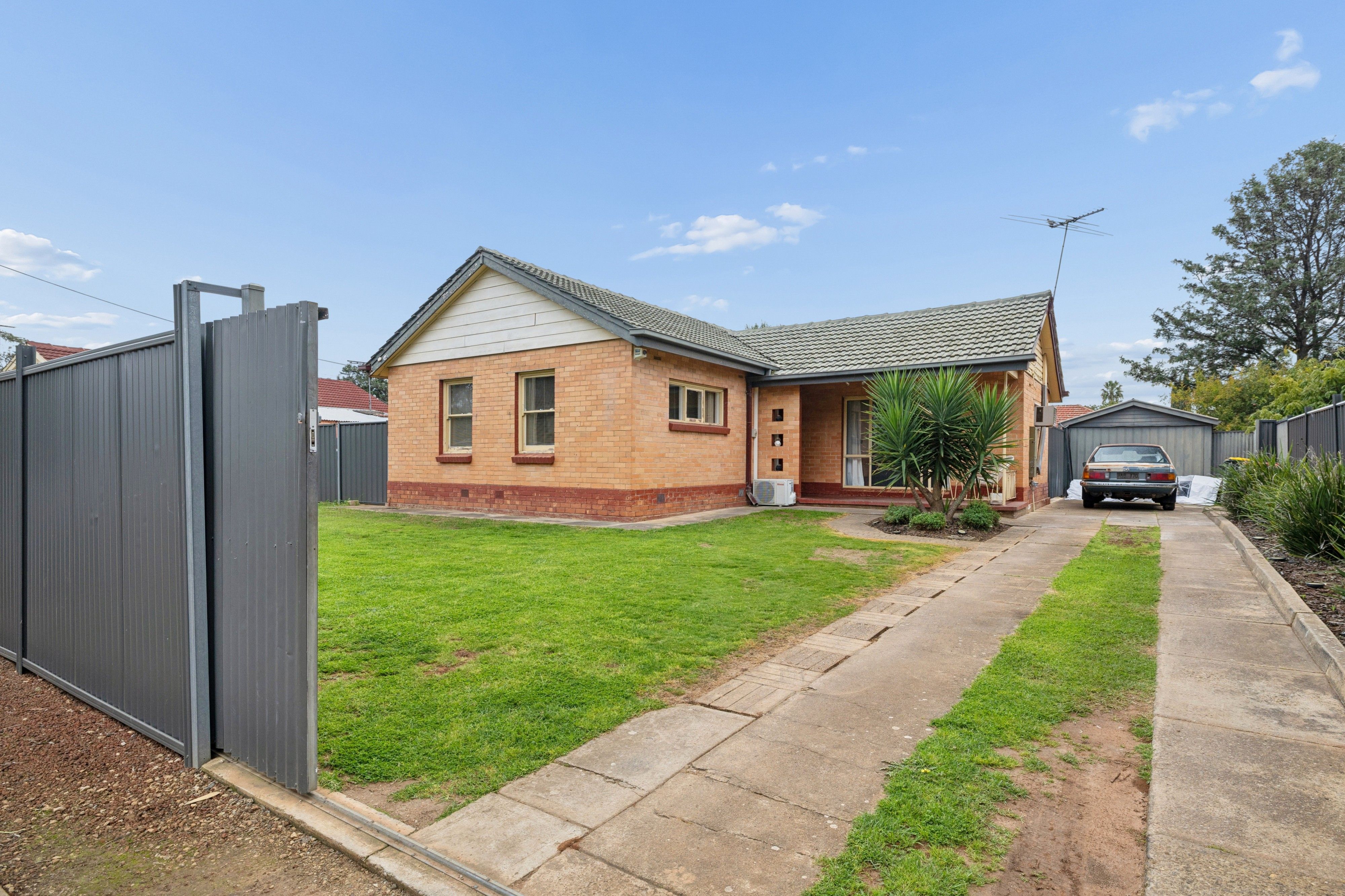 32 Winsham Street — photo 23 of 30
