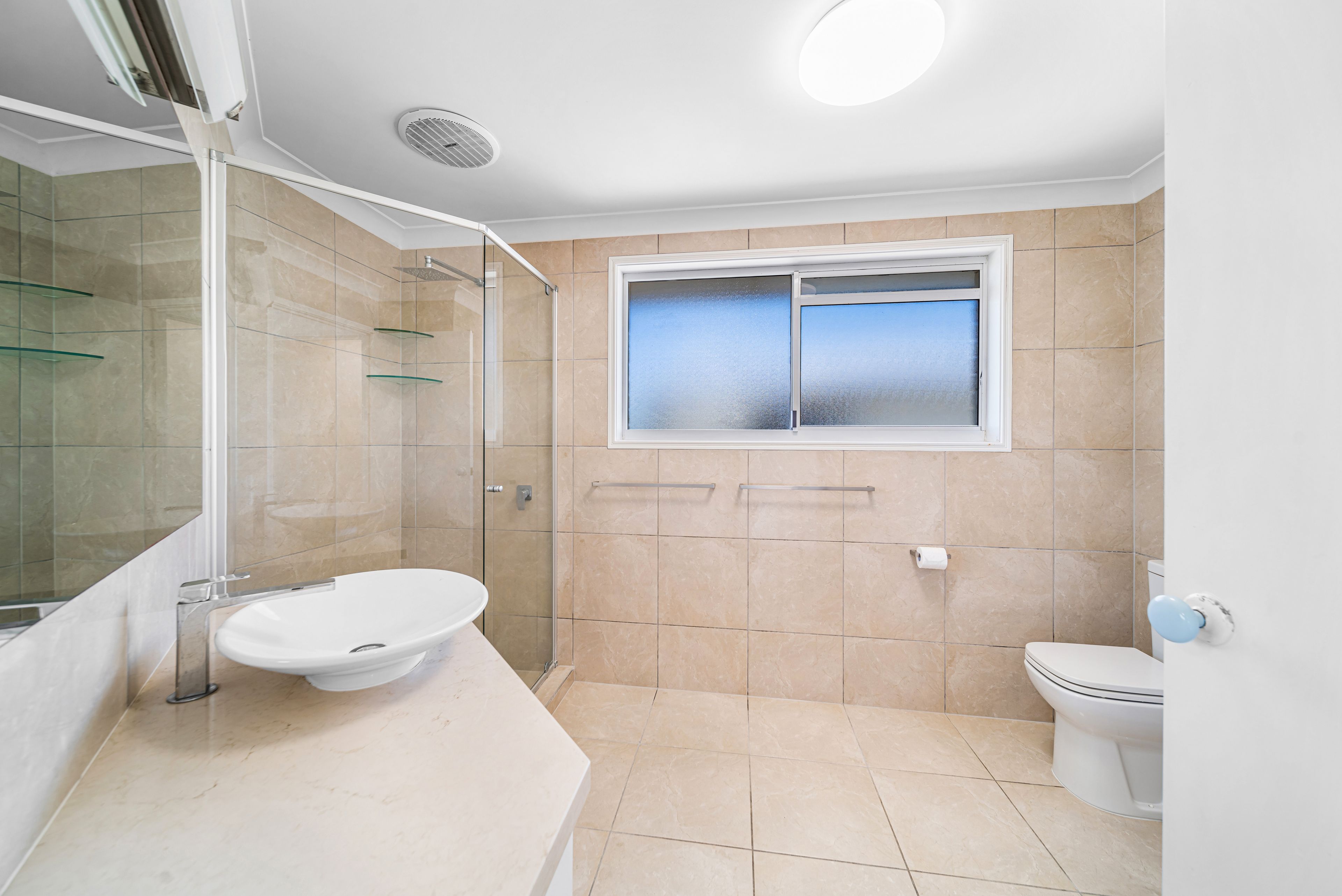 32 Pacific Boulevard — photo 4 of 10
