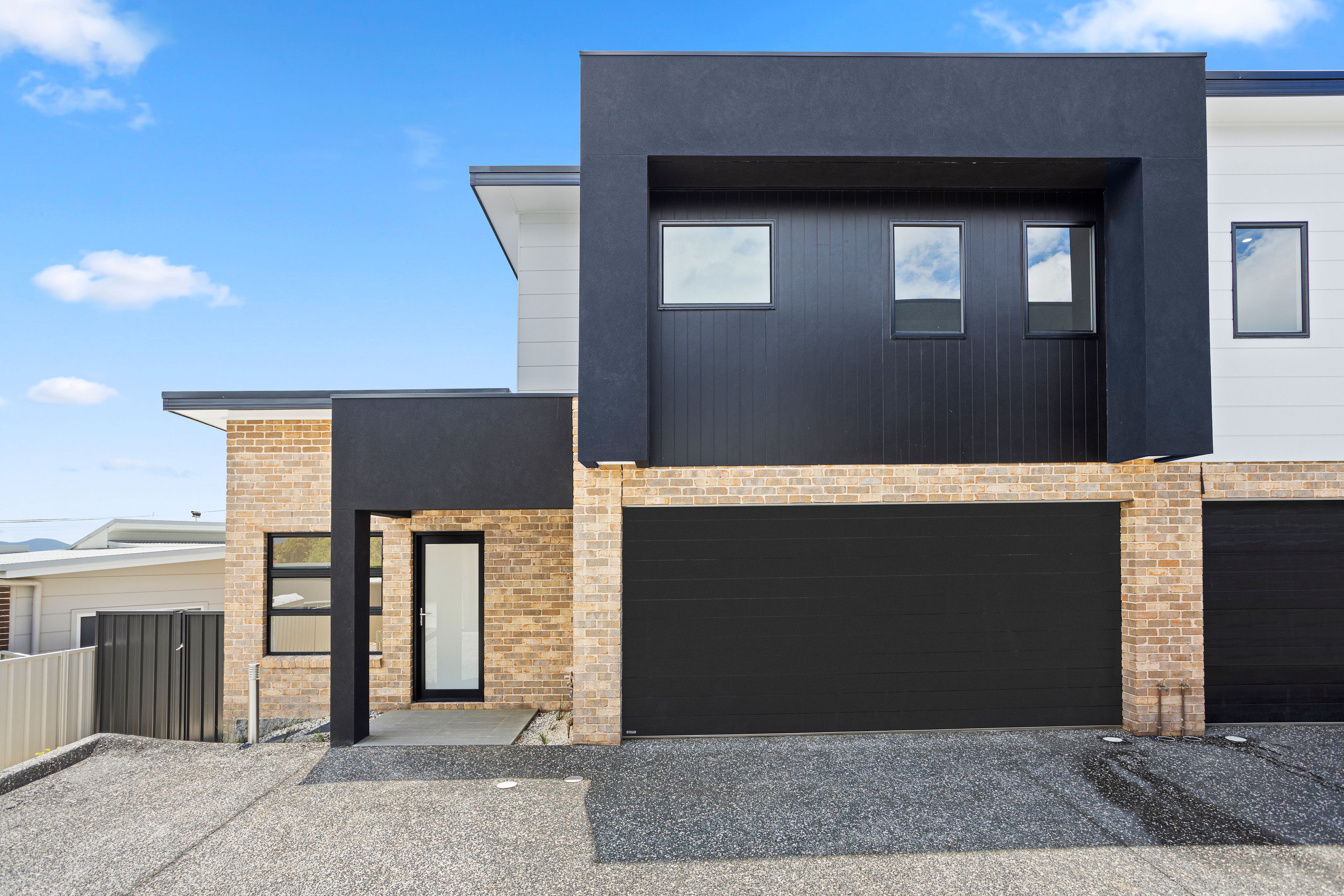 73-75 Lake Entrance Road, Oak Flats NSW 2529