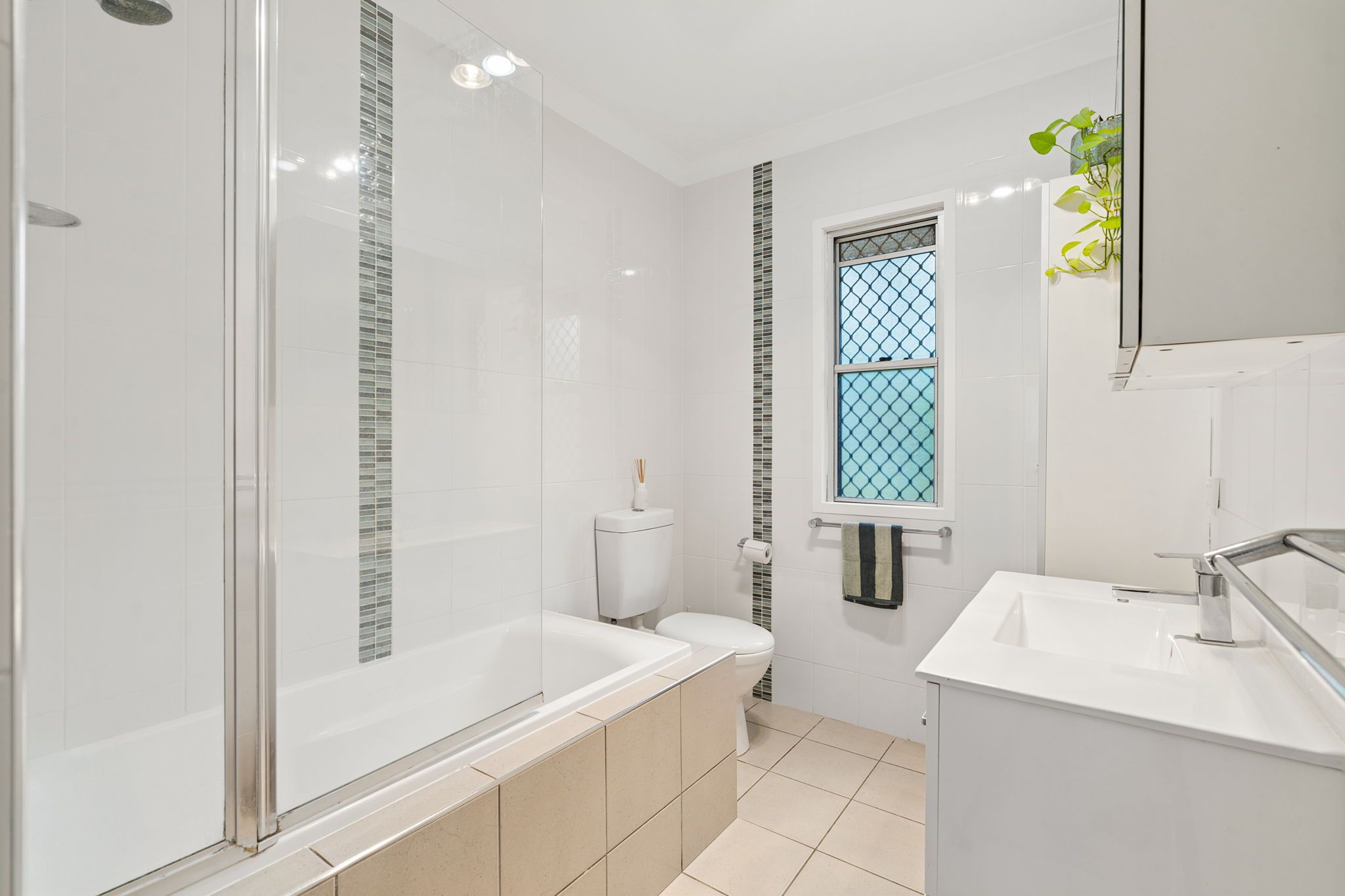 2 Canterbury Street — photo 16 of 23