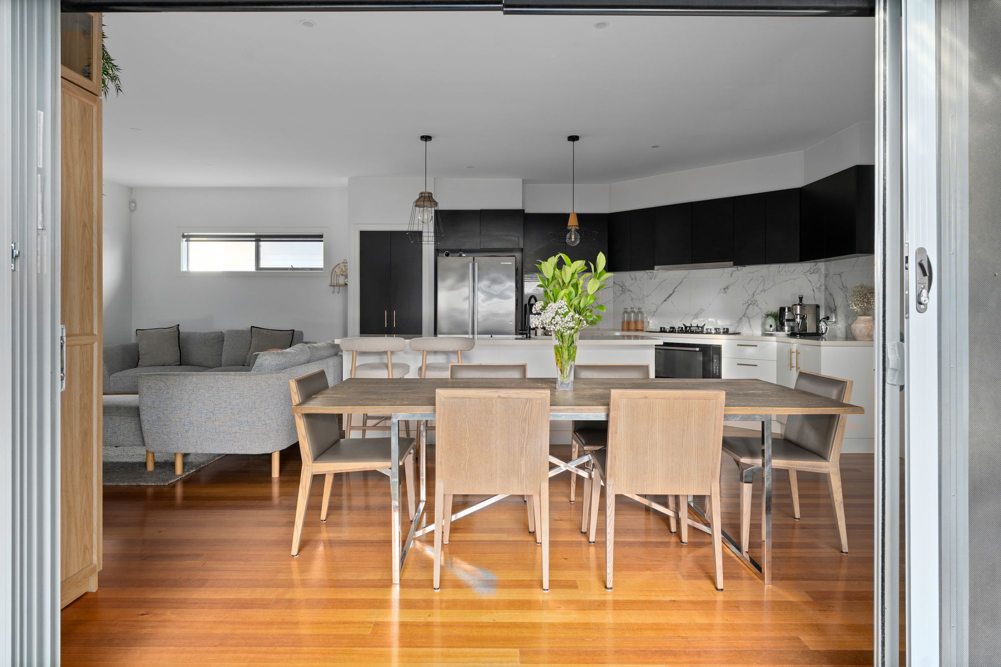 1/43 Eames Avenue — photo 8 of 19