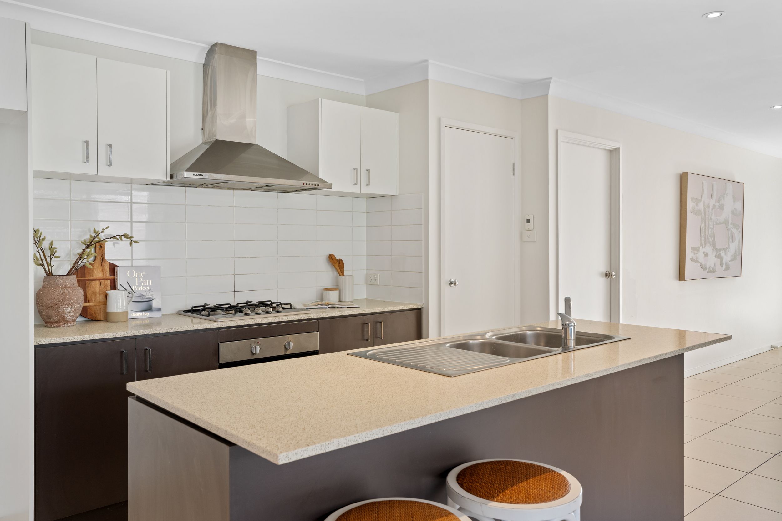 4 Sturt Street, JORDAN SPRINGS, NSW 2747